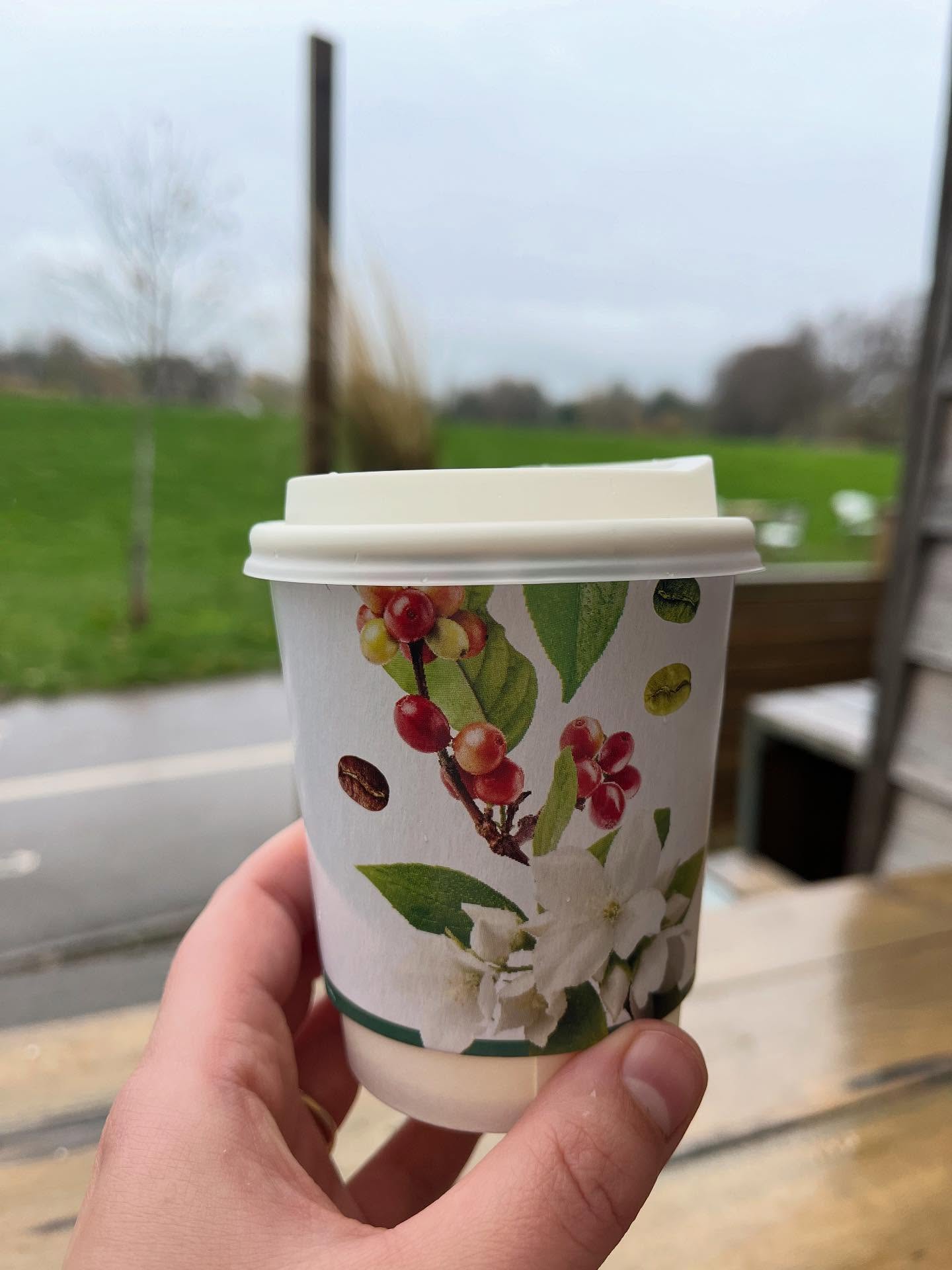 Did you know we offer takeaway? ⭐️ Whether you’re dog walking, on your lunch break or just like to enjoy an extra special coffee at home - we offer takeaway everyday, all day! Pick up yours today ☕️🍂
#themeadowcafe #themeadowcafechelt #cheltenhamcoffee #cheltenhamcoffeeshops #cheltenhamfood #cafelatte #flatwhite #coffeevibes #takeawaycoffee #coffeelover