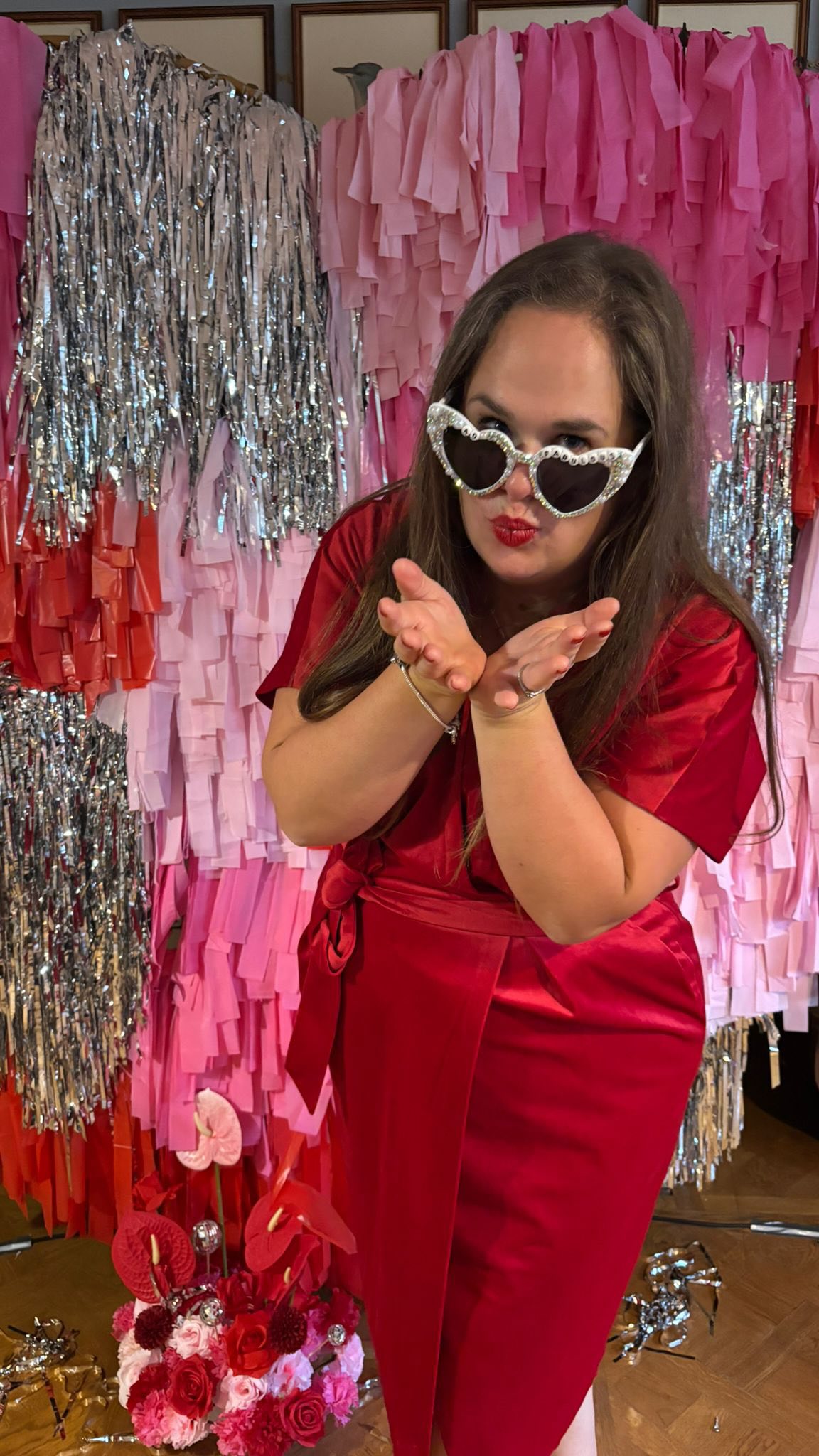 .
H A P P Y . B I R T H D A Y . T O . M E
What happens when you own an events business and you turn 40!
It was my birthday over the weekend, turning the big 4-0 and I still haven’t come off my cloud.
Thank you to the incredible suppliers for helping me pull of my party of dreams. 🪩💖🎈❤️ and thank you to my friends and family for sharing it with me, I don’t just do it because I love it, I do it to share days like this with you!
I don’t do things by halves and I literally made everything so if you spot something you love send me a DM
it was made even more incredible with @charlottejonesillustrations @stevecrowleycloseupmagic @thisisasignuk @kellys_cake_kitchen @rachelearlymusic at @cromwelloldstevenage shout to to these suppliers!
#big40 #happybirthday #lambethcake #reels #reel #trending #viral #smallbusinessowner #eventsbusness #redandpink #discoballs #instagood #photooftheday #reelsinstagram #instagramreels #reelsvideo #reelsviral #viralvideos #explore #explorepage #viral #trending #trend #trendingreels #trendingsound #foryou #foryoupage #fyp #instagood #like #businessgrowth #foryou