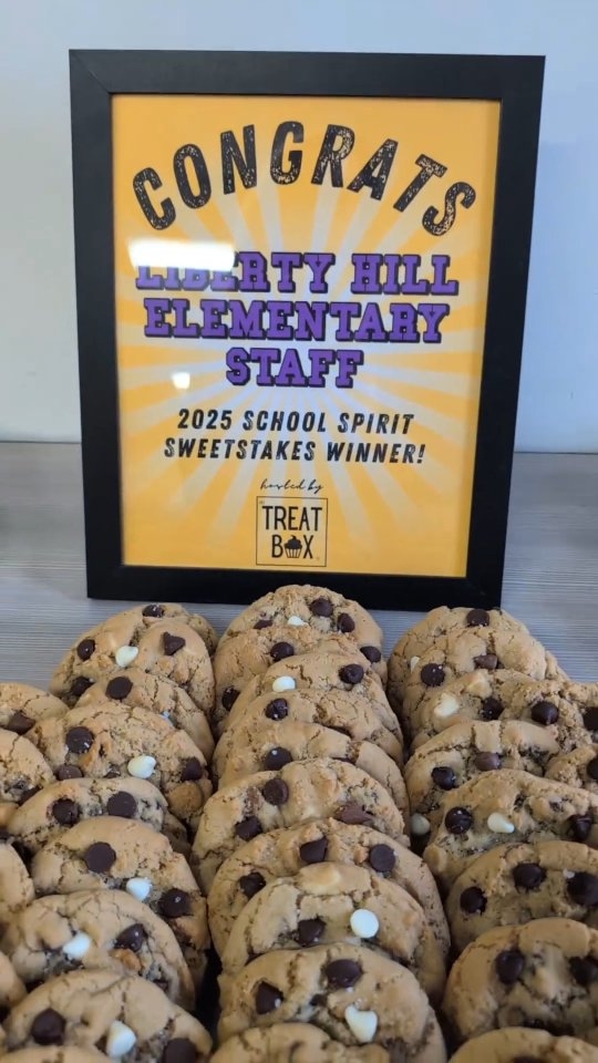 Sweet celebrations are the best kind! 🍪✨
Congratulations to Liberty Hill Elementary School — one of our lucky School Spirit Sweet Stakes winners!
We loved creating this spread of treats to celebrate your amazing staff and all the heart you pour into your students every day. 💜💛
#LibertyHillElementary #SchoolSpiritSweetStakes #TheTreatBoxTX #LibertyHillTX #TeacherAppreciation #SweetCelebration #BestInLibertyHill #LibertyHillBakery