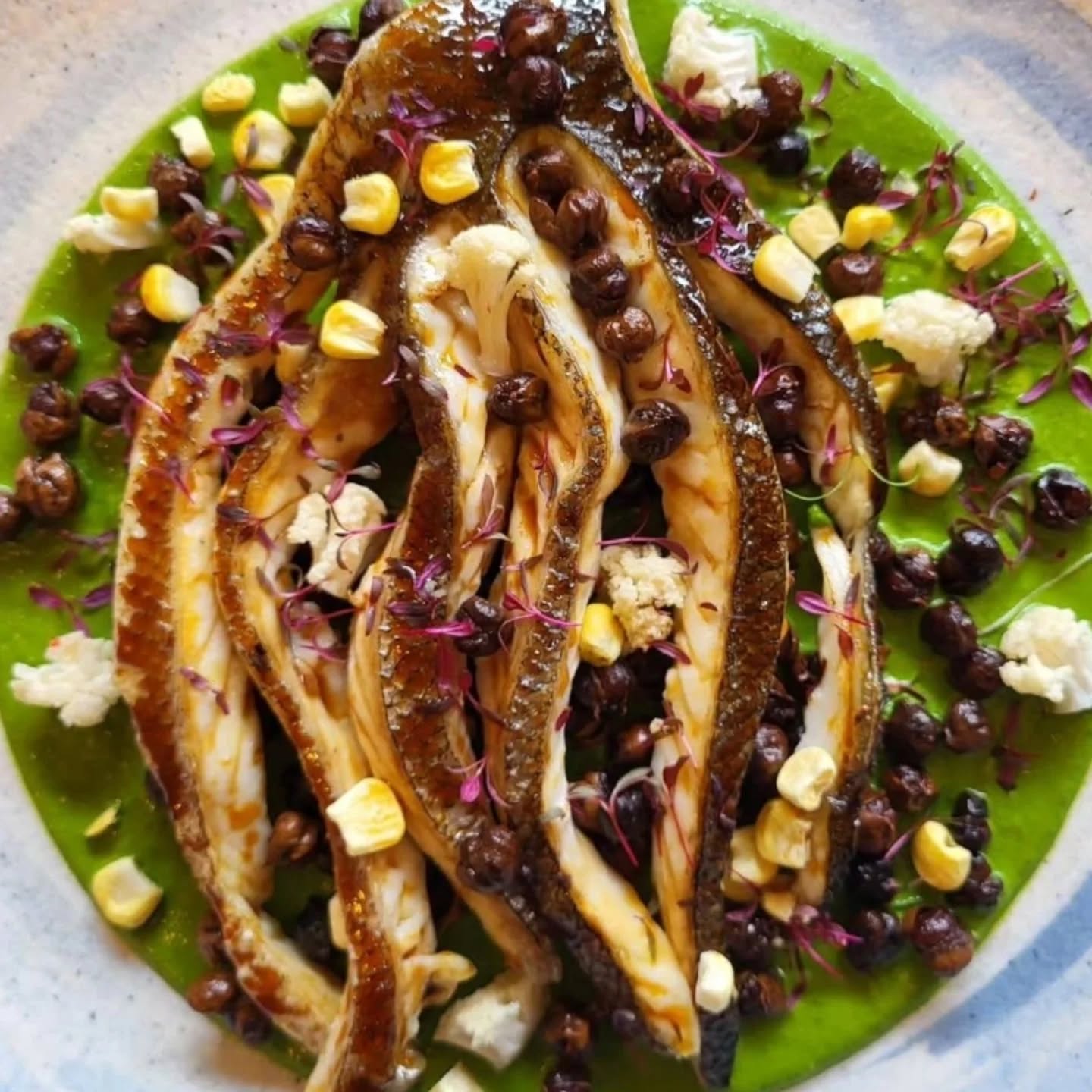 Thank you Chef @vasilis_papazachopoulos and @yardrestaurant for sharing this mouthwatering dish with us!
Thank you for your loyalty towards our precious microgreens ❤️
Your best choice 🌱
Dirt Free Microgreens 🌱
Athens Gourmet Leaves 🇬🇷 Greek Microgreens 🇬🇷 Packed and delivered as fresh as it gets all over Greece🌱
Eat your greens 🌱
#supportlocal
#athensgourmetleaves #microgreensgreece #microgreens #gourmetcooking #mediterraneancuisine #greekrestaurants #athensrestaurants #greekchefs #dirtfreemicrogreens #gourmetcooking #gourmet #eatyourgreens #microgreen #artdelatable🍽 #urbanfarming #greekmicrogreens
#verticalfarming #madeingreece #producedingreece #chefstalk #gastrobar #culinaryarts #culinary #garnish #chefsofinstagram #cheflife #happychef #artonplate #artonaplate