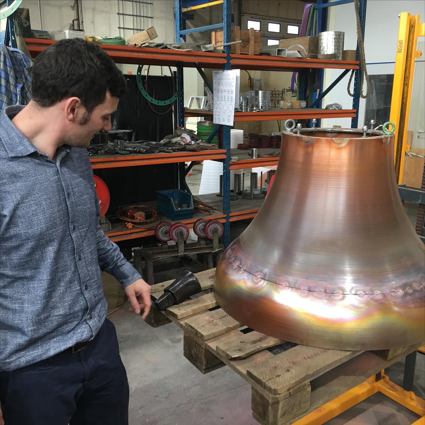 Post acquisition by Beam Suntory the output of the Sipsmith distillery needed to be quickly increased. Central to this was the installation of a new 1600L still.
During the design phase I envisaged a day where demand for my favourite creation, Lemon Drizzle Gin, would outgrow existing capacity and so it was ensured that the new still could be augmented with her own vapour chamber at a later date.