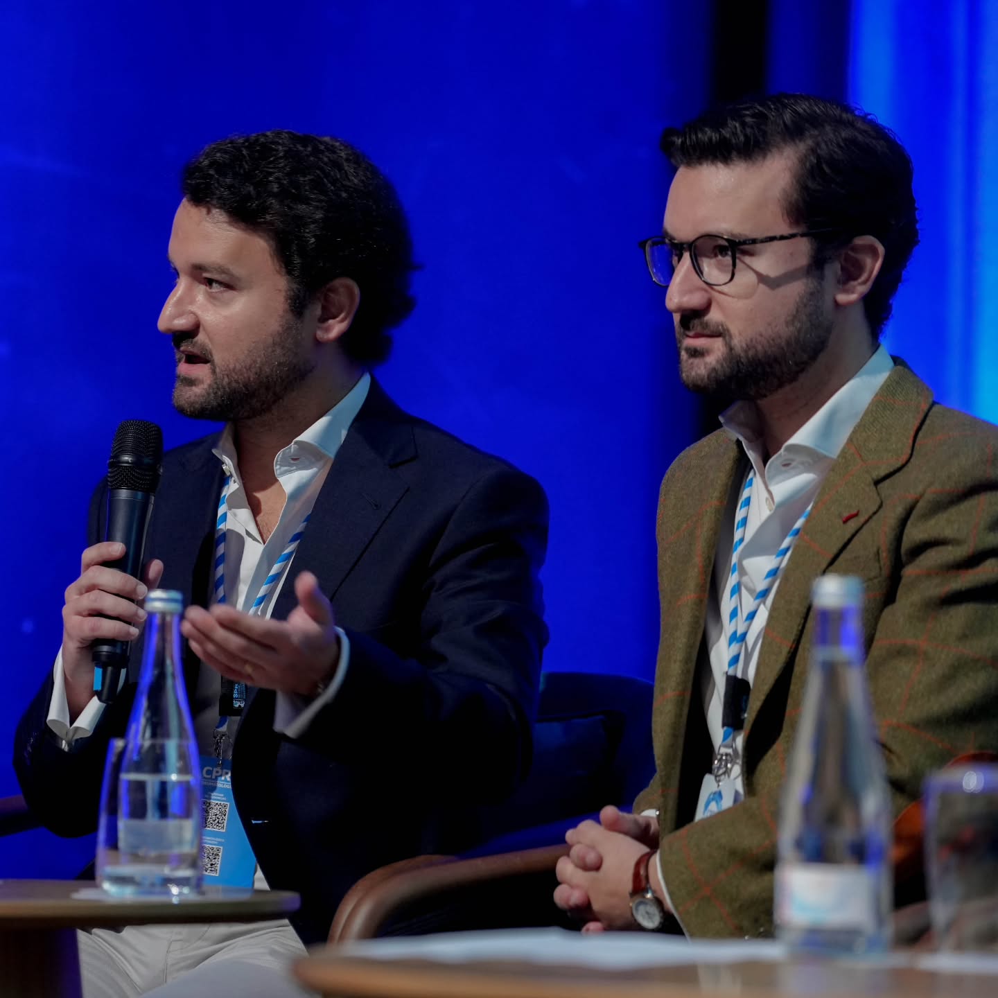 Hoje no Congresso Português de Reumatologia tivemos o prazer e a honra de poder partilhar a nossa experiência de colaboração entre a Estomatologia e a Reumatologia na prevenção e tratamento da Osteonecrose dos Maxilares.
É este tipo de parcerias e multidisciplinaridade que nos permitem prestar melhores cuidados aos nossos pacientes.
Muito obrigado pelo convite @spreumatologia