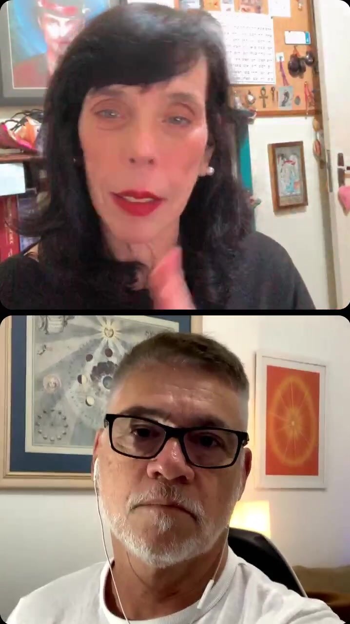 Essa é a semana Detox!
Começou hoje a lua minguante e até o dia 20 teremos muitas situações para organizarmos internamente.
Todas as quartas-feiras estamos falando de Tarot e Astrologia.
Comigo e com o @albanoastrologia .
#astrologia #tarot #consultasonline