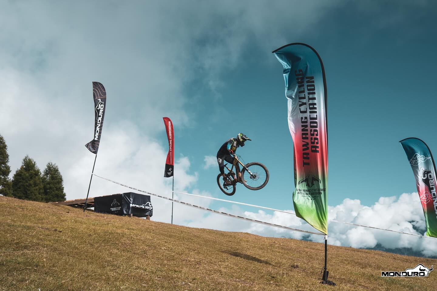 🌍🏔 MONDURO 5.0 — The World’s Highest Enduro Race! 🏍🔥
Hosting MONDURO 5.0 was nothing short of a mountain-sized challenge — literally! From battling unpredictable weather at extreme altitudes to hauling equipment across rugged terrain where even machines struggled to breathe, our organizing team faced it all with grit, passion, and unshakable determination. 💪
Every checkpoint, every rider, every roaring engine up there was a reminder of what’s possible when endurance meets altitude. Behind those epic race moments were months of sleepless nights, logistical puzzles, and a crew that refused to give up — no matter how high the odds (or the mountains). ⛰️
A massive congratulations to our incredible podium holders:
Men’s Elite category winners-
🥇 1st Prize: Nirav Shreshta (Nepal) – ₹1,25,000/-
🥈 2nd Prize: Hossein Zanjanian (Iran) – ₹75,000/-
🥉 3rd Prize: Aaron Kharpuri (Meghalaya, India) – ₹50,000/-
🌟 Special Recognition Awards
Miho Kikuchi (Japan) – the only female rider this year, honored for her inspiring participation and perseverance (₹20,000/-)
Dorjee Phuntso, Lobsang Tsewang (Tawang), and Damba Loyi (Aalo, Arunachal Pradesh) – recognized for their exceptional performances as local riders (₹5,000/- each)
Your performance at the roof of the world was nothing short of legendary! 🏁🔥
To every rider, volunteer, partner, and supporter — thank you for making MONDURO 5.0 a reality. You’ve proven once again that adventure has no limits.
Here’s to the spirit of MONDURO — where endurance meets altitude. See you even higher next year! 🚵♂️💨
#MONDURO5 #EnduroRacing #WorldsHighestRace #ExtremeSports #AdventureNeverEnds #RideTheAltitude
