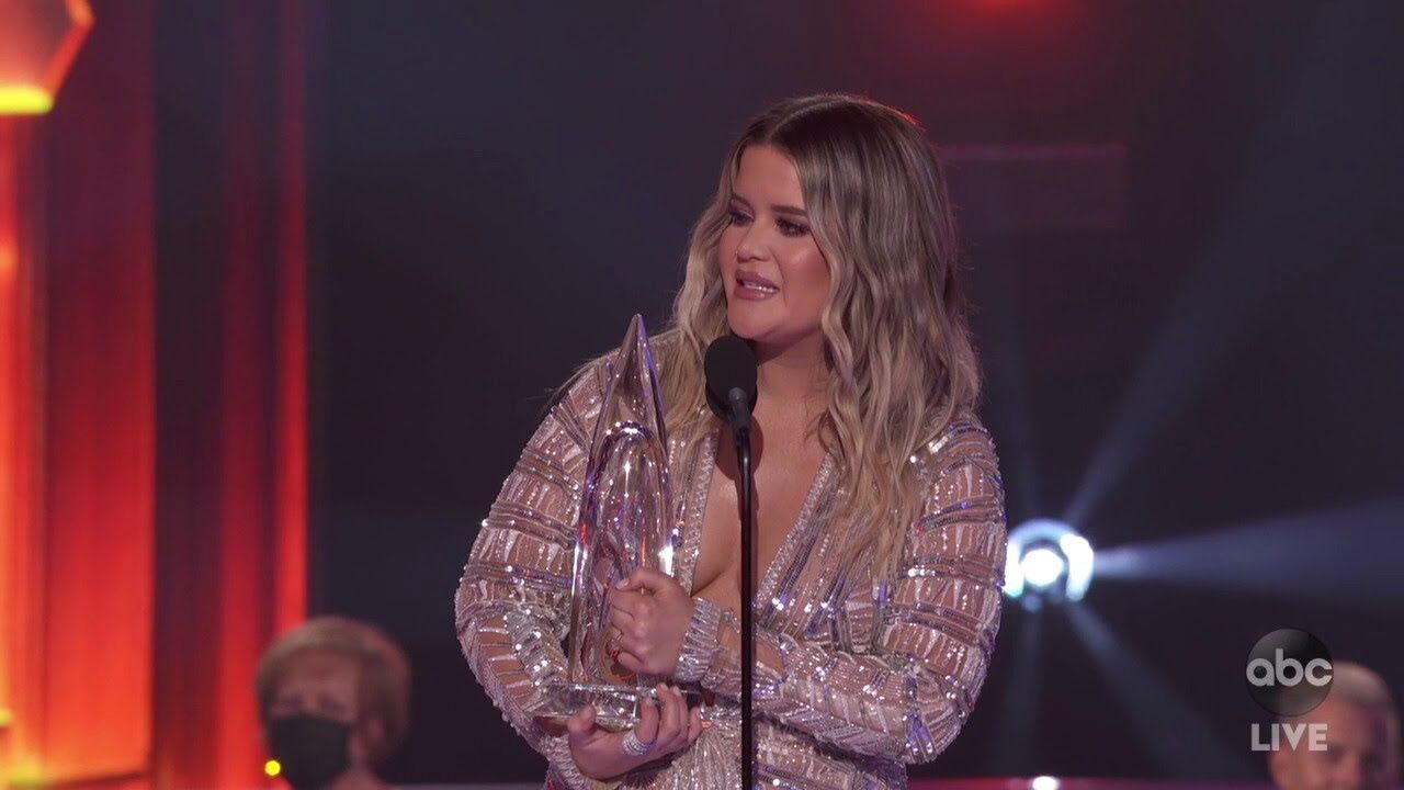 Five years ago, Maren Morris wins three awards during the 54th annual Country Music Association Award. She claimed Female Vocalist of the Year, while "The Bones" takes Single and Song of the Year. #MusicIsLife https://youtu.be/0oC3D2pdMKs?si=40buGejU8cX1xOCp
