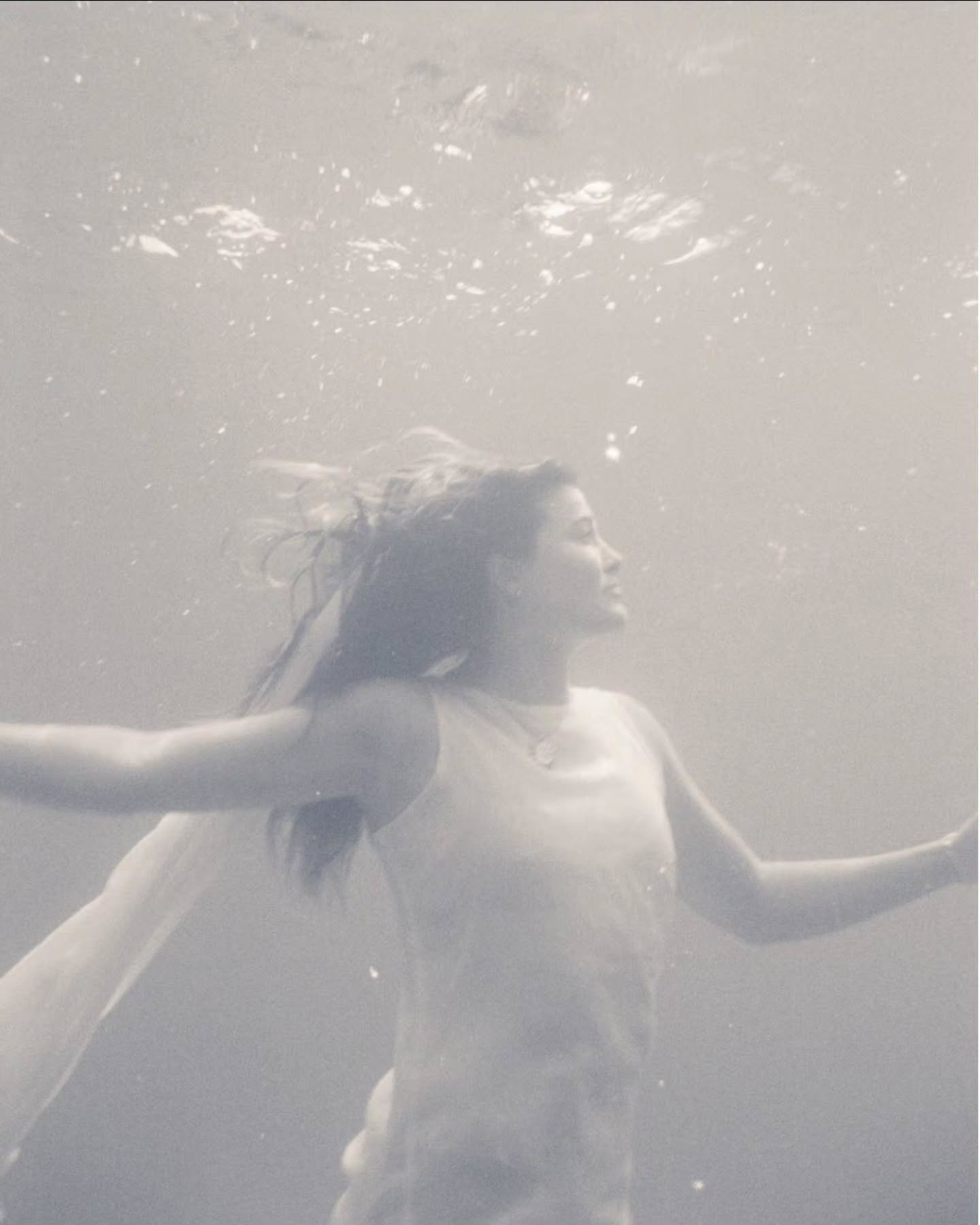 Dearest seaside brides,
Water is a mystery and yet holds all truth. It is grounding in its constant motion, ever changing. To enter the world underneath is to find stillness in the current, calm in the swell, and a higher self in the depths below.
I'm putting this out there to my mermaid brides, let's explore beneath the surface, where fabric is free to flow, hair becomes silk, and the body is completely weightless.
.
.
.
.
.
.
.
.
.
.
#weddingphotographer #filmweddingphotographer #coastalwedding #underwaterphotography #destinationwedding #destinationweddingphotographer #film #filmweddingphotography #canmoreweddingphotographer #vancouverweddingphotographer #tofinoweddingphotographer #aesthetic #antibride #2026bride #2027bride