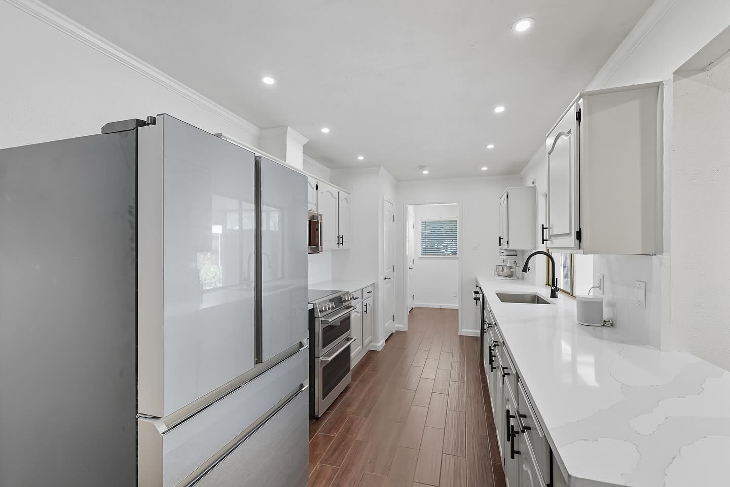 Kitchen refresh on a budget? Fresh paint and updated countertops is just what this client needed 🎉 #kitchenrefresh #dfwremodeling