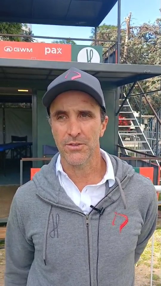 Tranquilidad en la formación de la @lairenitapolo @_lahache
con un triunfo en el debut.
@pablomacdonough
#siemprepolo
#somospolo
#veniaverpolo
#vivielpolo
#sentielpolo
#revistapololive
#triplecorona2025
📽 @gerezpadilla