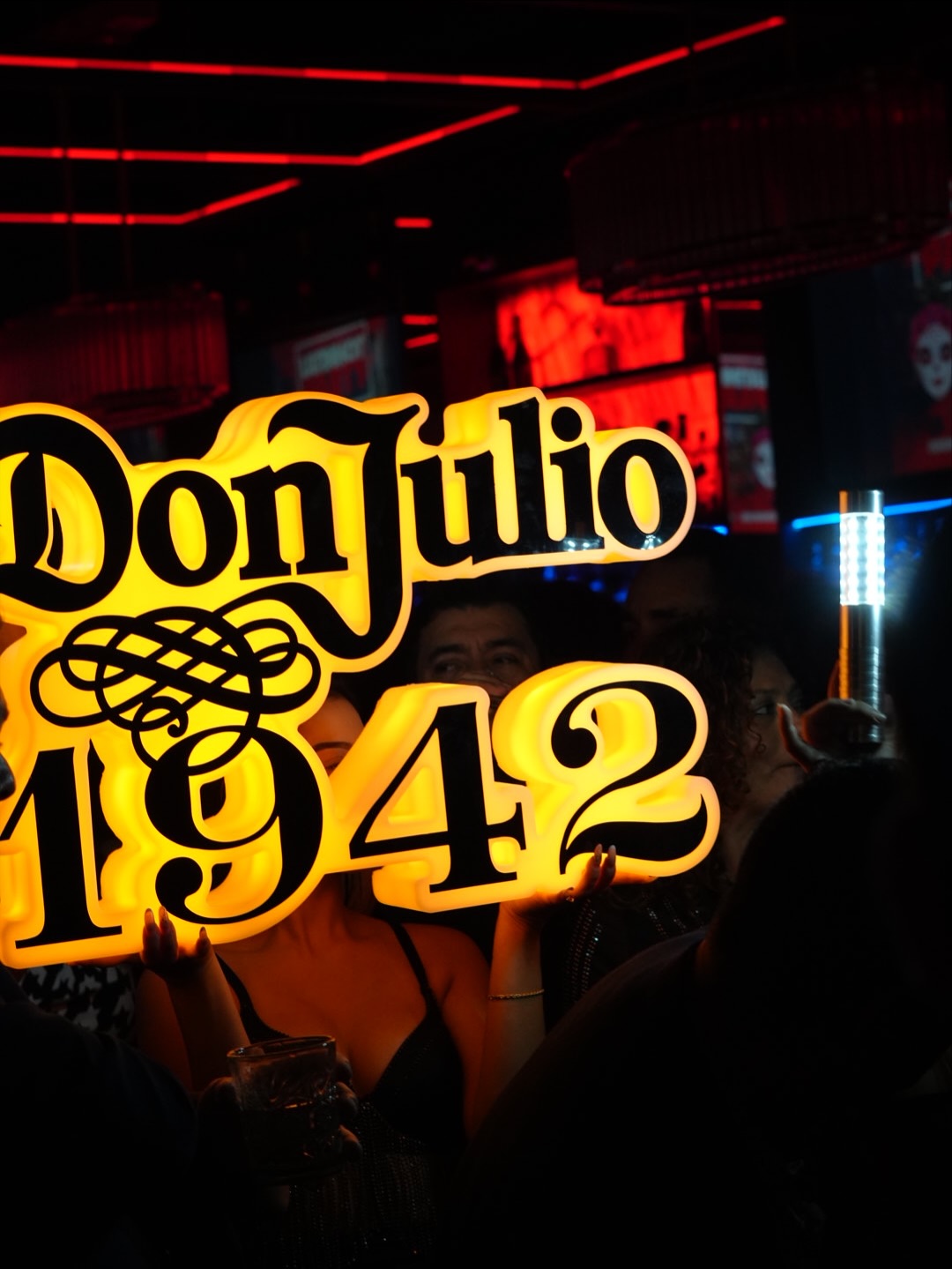 You know it’s a good night when the Don Julio 1942 sign makes an appearance. 🍾
#bottleservice #donjulio #nightlife #saturday