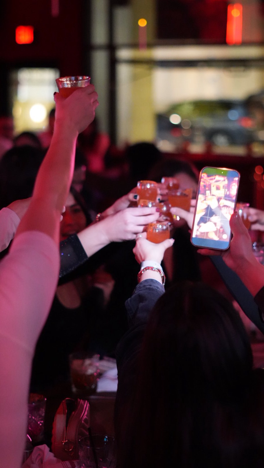 🎶 Pop Rock Thursdays en Gigi’s! Live band starts 9PM. Cena, cóctel & música que se siente.
@the_luxmusic
#poprock #planotx #vamosagigis