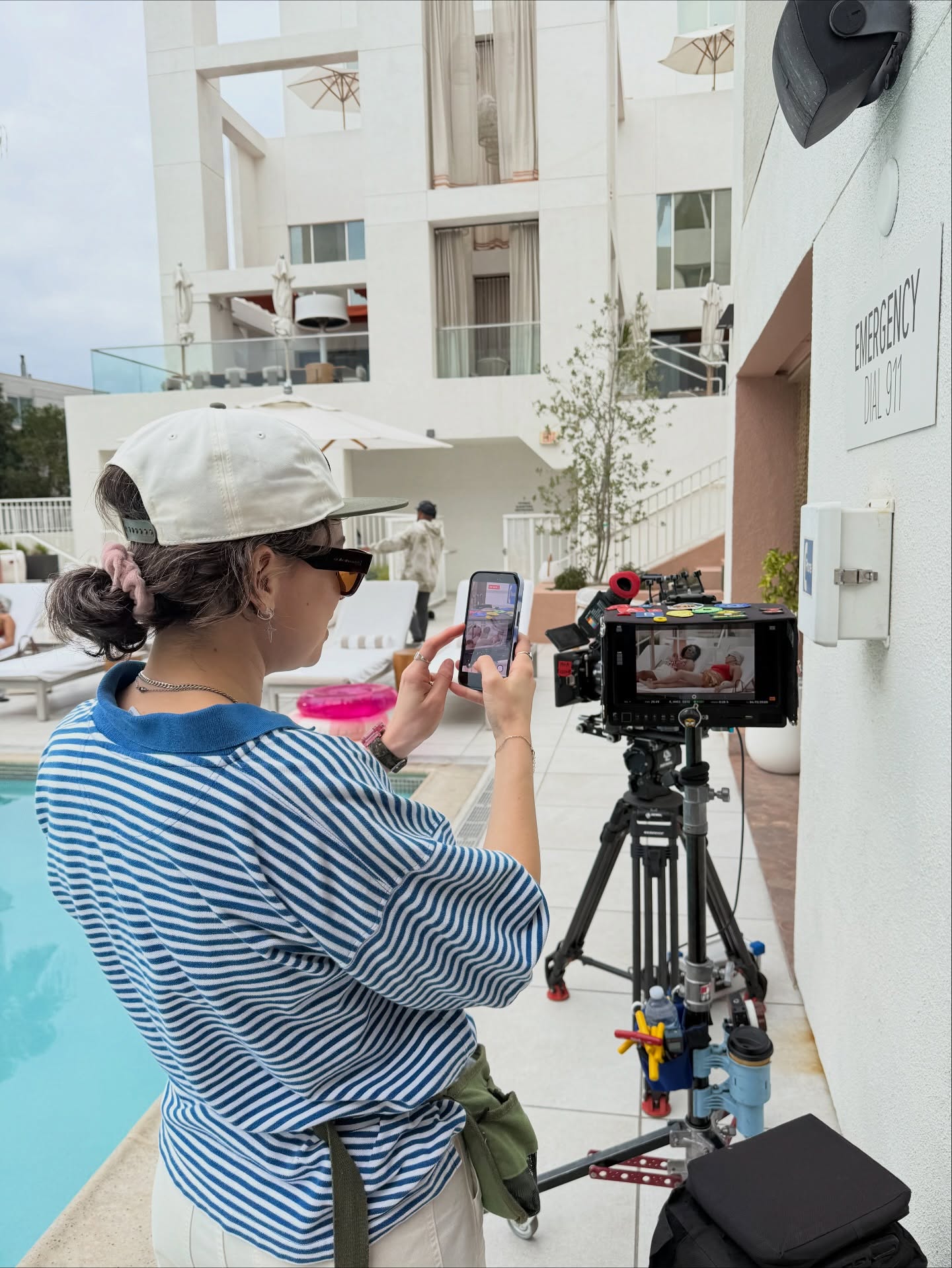 BTS from working with the lovely @rdmediahouse team this Wednesday in Santa Monica! Assisted by the one & only @mariah.gabrielle 💅
3 locations changes felt like a breeze with this fabulous cast & crew!
I can’t wait to see the results for this one 😎
#stylist #fashionstylist #wardrobestylist #ecommercestylist #commercialstylist #losangelescreatives #fashionstylistlosangeles