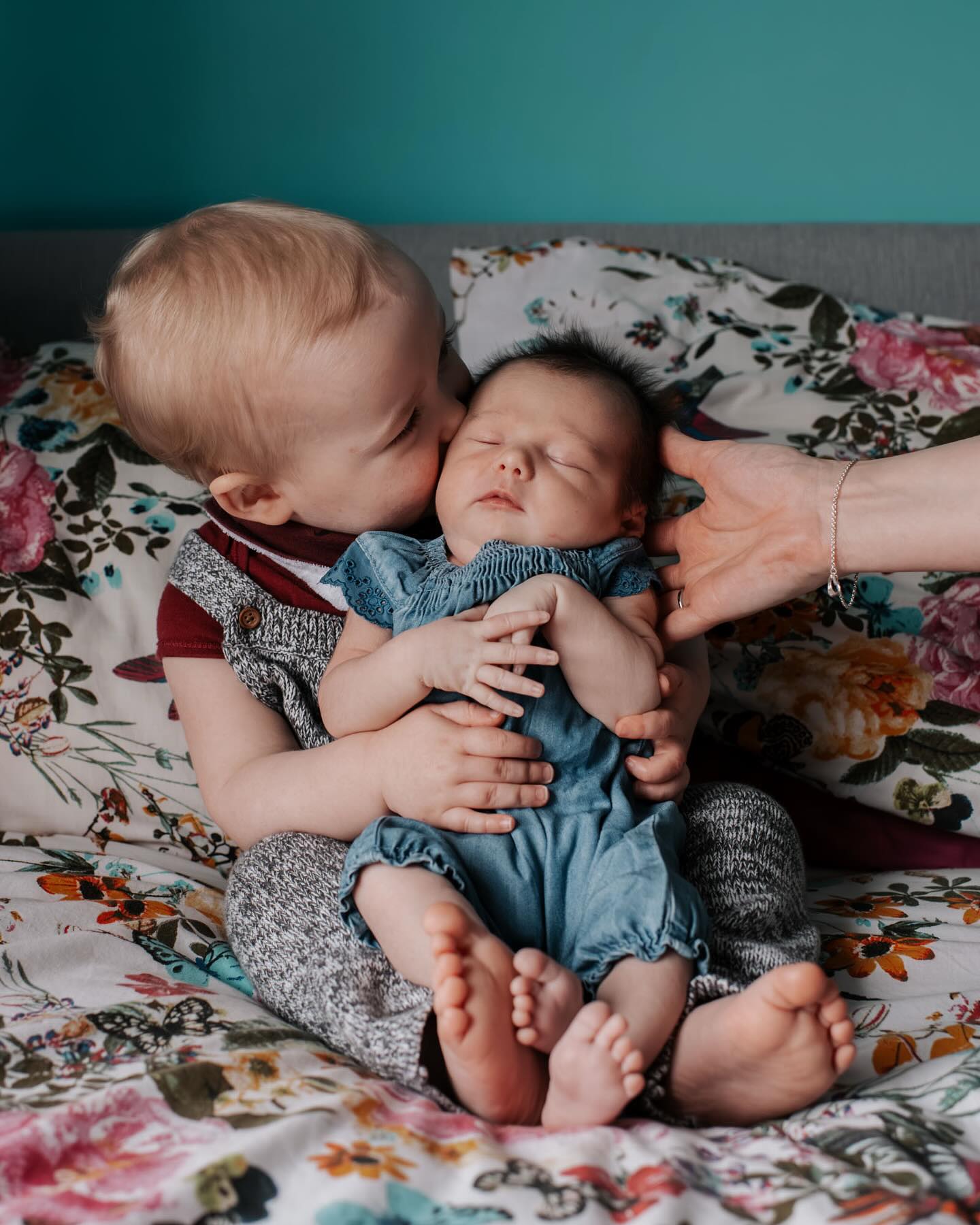 If you’re thinking about newborn photos and have some questions, here are the ones I get asked most 👇🏼
👶 When’s the best age for a newborn shoot?
Usually around 2 weeks old when you’ve found a bit of rhythm, but I’m flexible - whenever feels right for you.
👶 What if my baby won’t settle?
Totally normal! Sessions are around 2 hours so if babies need soothing at any point, we have plenty time.
👶 Will you pose my baby? Not in any elaborate poses or with props. I gently direct, but it’s all very relaxed and easy and not at all awkward - just you, your partner and baby and beautiful moments.
👶 What should I wear?
Whatever’s comfortable. Seriously, keep your slippers on. I’ll send styling tips but comfort is key.
👶 What if my partner hates photoshoots?
Many people (mainly men) dread a photoshoot but this one is way easier than feared. At the end of the shoot most reluctants say they cannot wait for the next shoot…not really, but it is never, ever as awkward as they fear it’s going to be 😊
👶 When do I get my photos?
Within 2 weeks, you’ll receive a private online gallery for you to view and choose from.
Got more questions? Drop them below or DM me!
Sessions available Dec - Feb for babies due Nov-Jan. Link in bio or DM me
Your real life is more beautiful than you realise ♥️
#naturalnewbornphotographydurham
#newbornphotosathomedurham
#naturalnewbornphotographynewcastle
#newbornphotosathomenewcastle