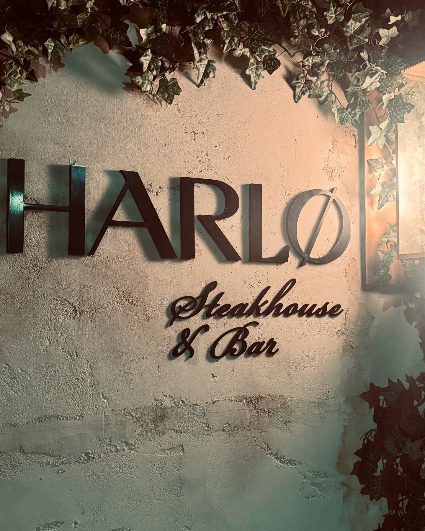 Amazing new steakhouse @harlosteak with chef @gmarinelli . Probably one of the best meals we had . Congrats chef!!!! Mangia ๐ฎ๐น๐ฎ๐น๐ฎ๐น๐ฎ๐น#vegassteakhouse#truffleseverywhere#shavingwhitealba#