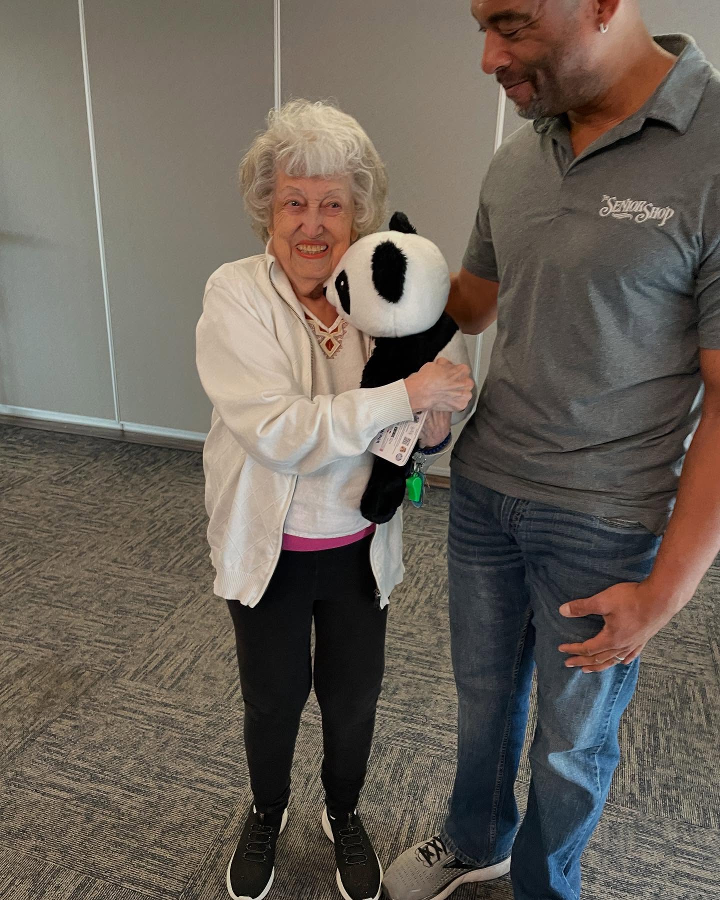 Eleanor couldn’t decide if she liked the Hugimal or Jonathan better. #samegirlsame