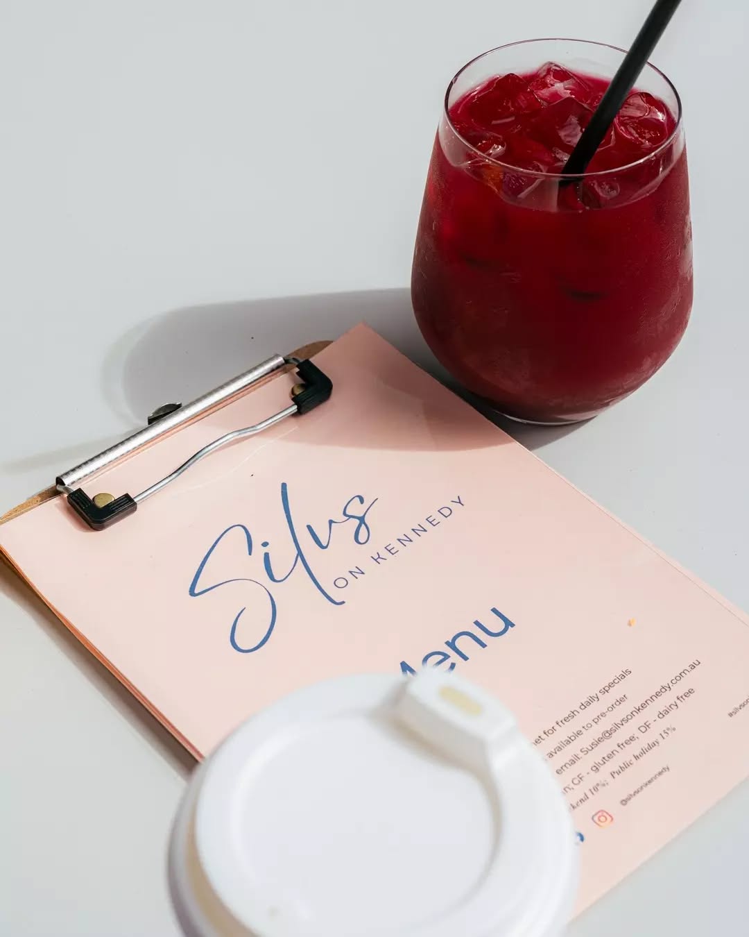 A new week, a fresh start. Whether it’s coffee on the go or something from the cabinet, Silvs is here from 7am daily.