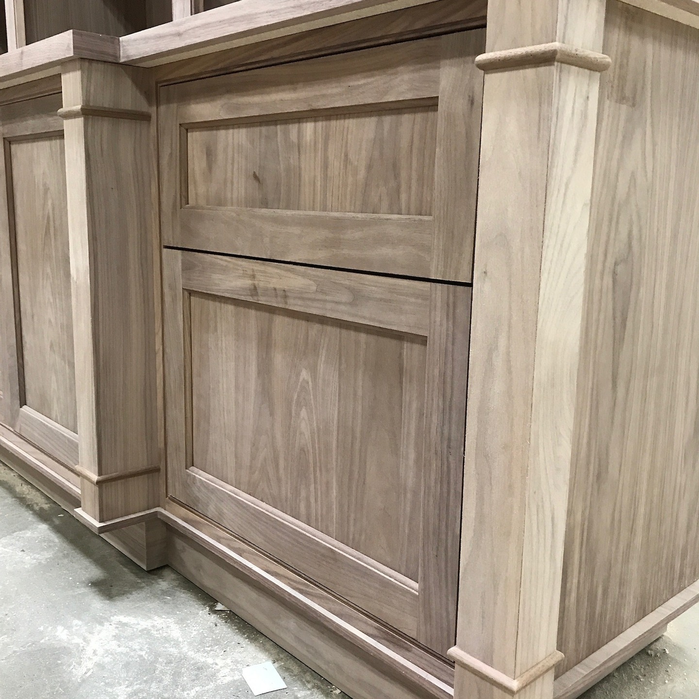 ~Residential -
-
Custom built-in elegance — solid craftsmanship, timeless design
-
-
-
#custombuffet #whiteoak #craftsmanship #tmcc #millwork