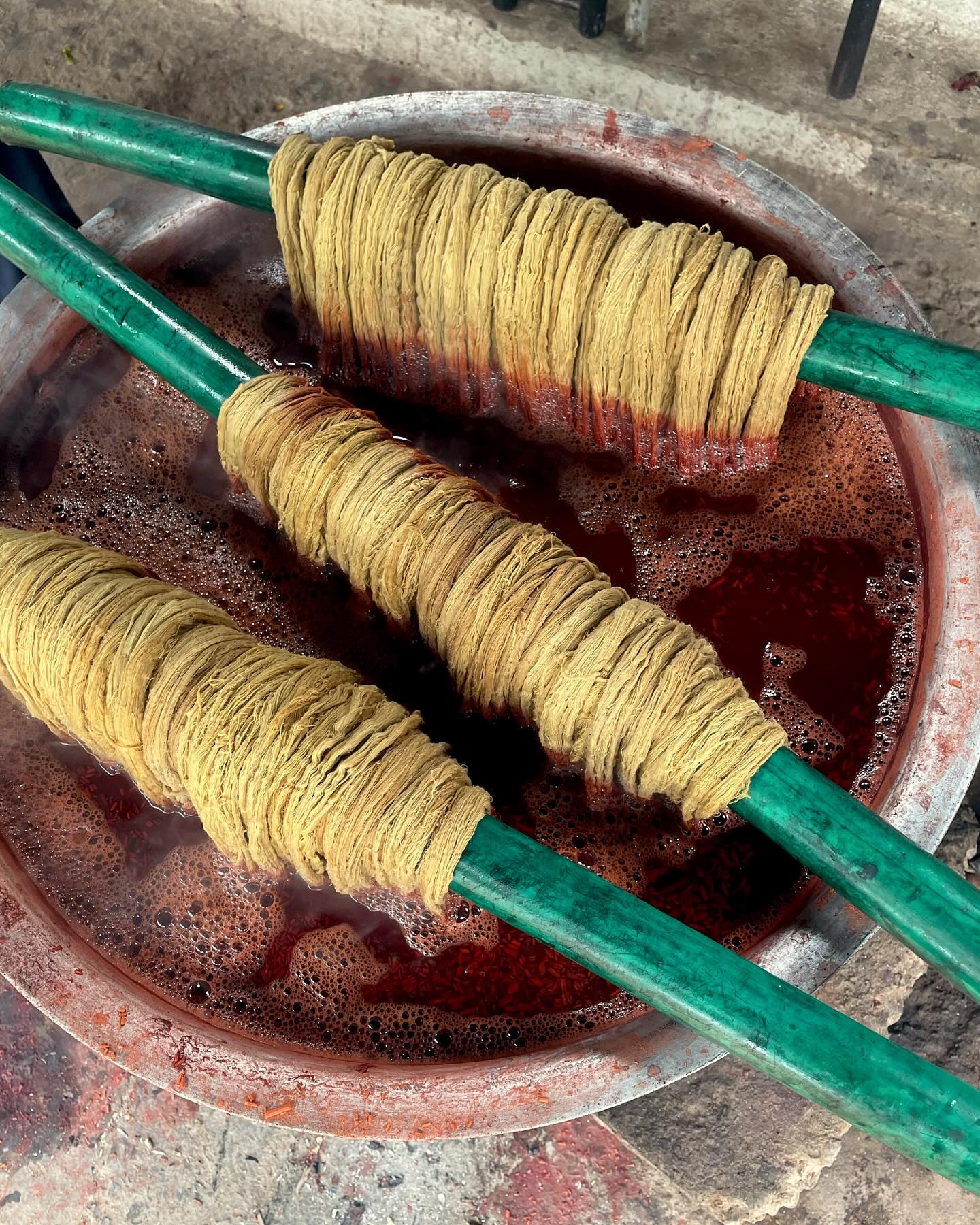 Handcrafted with care, woven with tradition
💛 Thank you @cakemixstore for writing about @thaamsz on your website