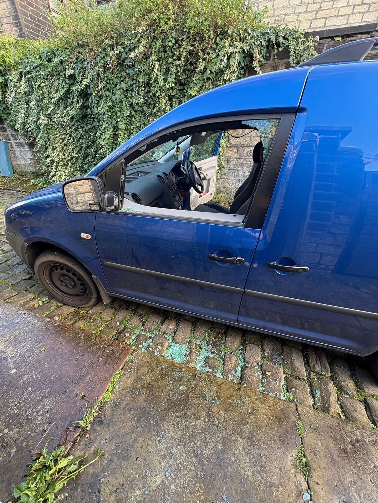 STOLEN EQUIPMENT!
My van got broken into outside my house in Colne, Lancashire and LOTS of equipment stolen. Some of it wasn’t insured and I use it for my job as a working musician so I am absolutely desperate to find it. Help me spread it far and wide!
Mackie DL16S digital mixer
SN: 204901300PMJ0177
Line 6 Helix LT guitar pedal in a homemade wooden box
SN: HLT3V7020000219
Martin 0015m acoustic guitar - mahogany
SN: 2388630
RCF ART 932-A speaker - with ‘music store. com’ covers
SN: VGQY04567
RCF ART 932-A speaker - with ‘music store. com’ covers
SN: VGQQ04570
Boss VE500 vocal pedal
SN: unknown
Sennheisser G4 IEM system
SN: unknown
Epiphone Les Paul Custom with Evertune Bridge
SN: unknown
SE Electronics V7 microphone
SN: unknown
SE Electronics V7X microphone
SN: unknown
Peli 1500 hard case
SN: unknown
Beamz BCC145 par can light x2
SN: unknown
Beamz LCB99 LED effect light x2
SN: unknown
Beamz BS336 strobe light
SN: unknown