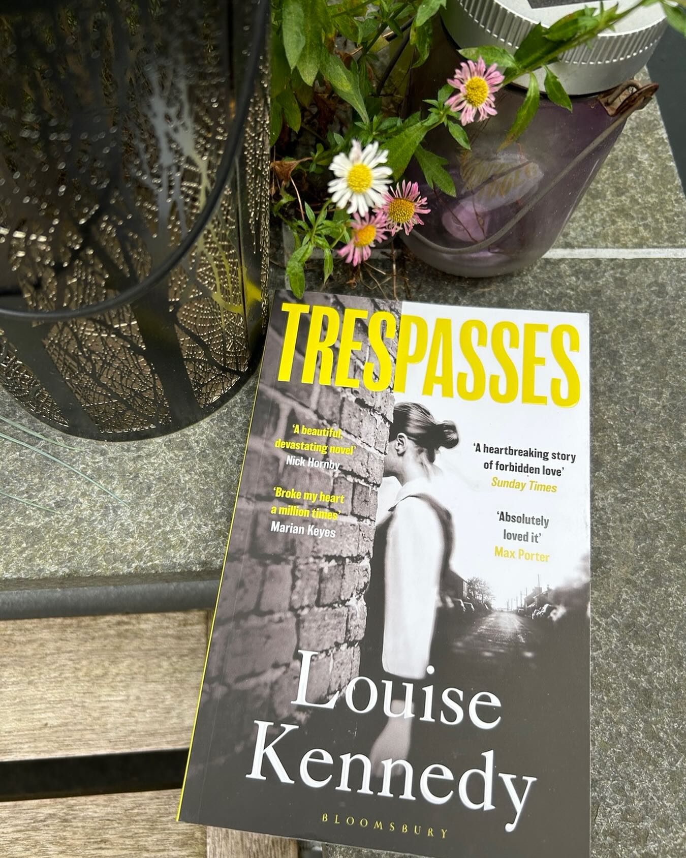 Sunday night TV! If you got the chance to read the novel, this new adaptation maybe of interest… starring Gillian Anderson, Tom Cullen and Lola Petticrew. ‘Trespasses’, the novel by Louise Kennedy, was short-listed for the Women’s Prize for Fiction in 2023 and made the Den cut as a recommended book club read, 9/10 for talkability!) as well as a brave and compelling debut novel. Set during The Troubles in Northern Ireland the story centres on love and the challenges of living and working on a daily basis during this period of sectarian and political unrest. A moving, touching and wonderful read which gives a breath-taking, honest insight into this fragile period. Or try the TV adaptation- streaming as a drama series on Ch 4 from tonight!
.
.
.
#tvadaptation #tresspasses #channel4drama