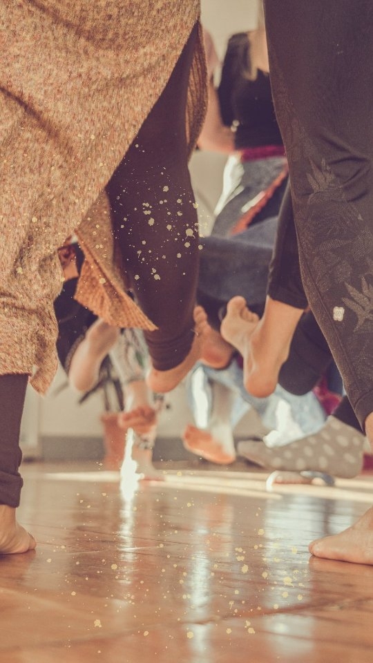 No Movimento Terapêutico a dança é instrumento... Que honra a minha testemunhar e acompanhar estes bonitos processos.
Com Amor, 💓
Lisa Bompastor
📸 @fotografia.by.miguel.soares / 2021 - Porto
Agenda
Especialização em Movimento Terapêutico · Janeiro a Maio 2026
Curso de Facilitador em Movimento Consciente & Dança Expressiva · Março a Maio 2026
📎 Inscrições abertas · link na bio