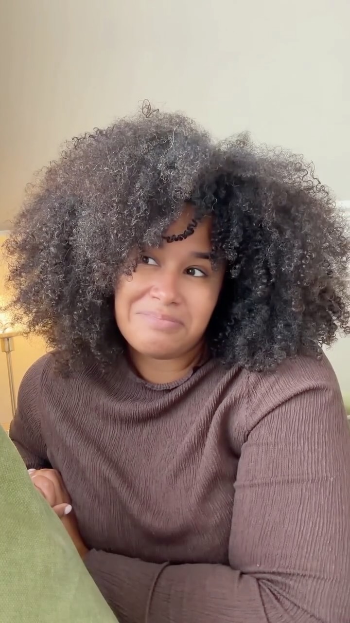 I promise happy love song covers will resume imminently but I’m just loving this song at the moment 🥺
Again, not a song I’ll be adding to my song list as it’s not very wedding friendly 😅 but I just enjoy singing it!
#cover #oliviadean