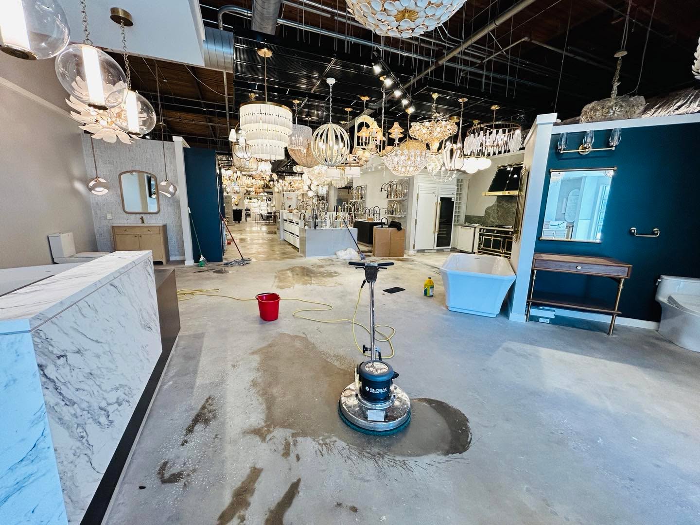 Floor buffing day at this new Downtown Charleston showroom! When you are SERIOUS about hiring the BEST floor cleaners, call us 🧹😇💯 #FloorBuffing #CharlestonJanitorial