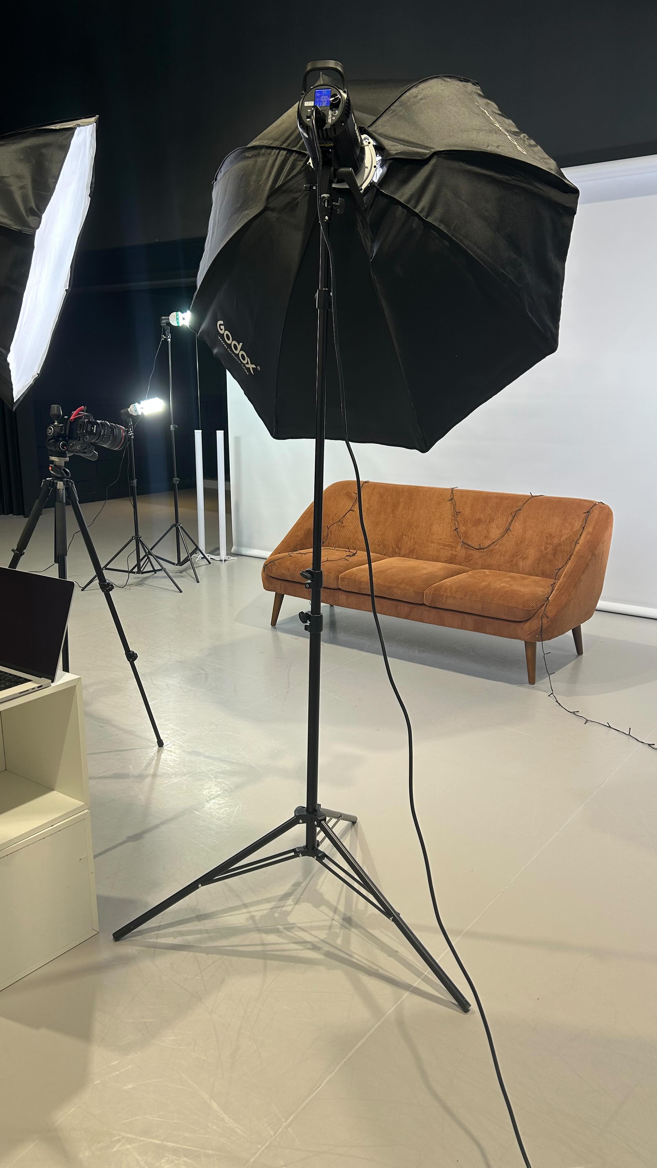 Hier sur le canal on vous a dévoilé la thématique du Gala 2026 !! 🤩
Est-ce que t’étais impatient.e de savoir ?
Si tu la connais, qu’est-ce que tu en dis ?
Envie de te projeter dans tes futures chorés/costumes ?
Raconte-nous tout 👇🏼
.
.
| academiedansepilates, reims, ville de reims, gala, opéra de reims, annonce, thématique, faire de la danse, reu teambulding, fun, professeur de danse |