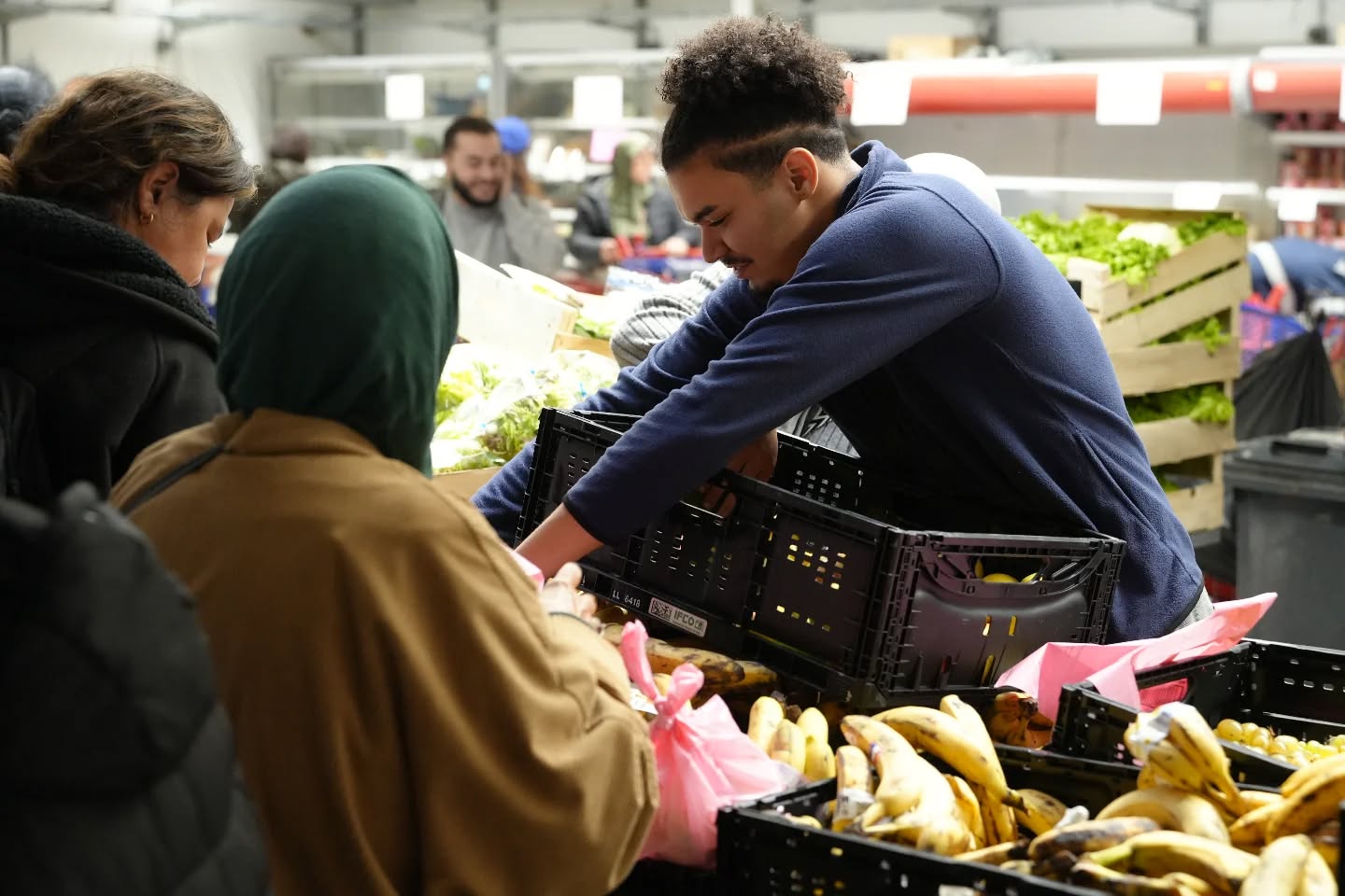 Nous avons besoin de vous. đ§Ą
Les dons alimentaires sont aujourdâhui moins nombreux, et nous devons acheter davantage de denrĂ©es pour continuer Ă proposer une alimentation digne aux familles accueillies.
đ
Chaque don, mĂȘme petit, nous permet dâacheter lâessentiel :
lait, fĂ©culents, protĂ©ines, lĂ©gumes, produits dâhygiĂšneâŠ
đ Faire un don :
https://www.helloasso.com/associations/oasis-d-amour-internationale/formulaires/1
66% de votre don est déductible des impÎts.
Merci pour votre soutien. â€ïž
#Solidarité #AideAlimentaire #ChaqueDonCompte #OasisDAmour #lyon #vaulxenvelin #villefranchesursaone #chavanoz #Gleizé #saintlaurentsursaÎne #macon