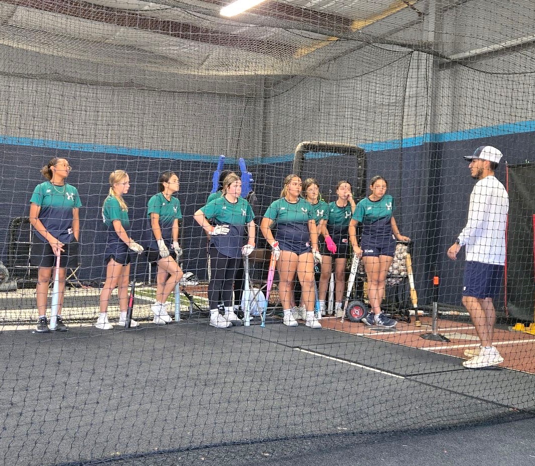 I will teach the ones that want to be taught. Are you going to be the coach that changes an athletes life both on and off the field is a question I ask myself every time I coach. Why? Because I had people do it for me. If you’ve never been taught then how can you teach, teachers are taught for a reason. 🧠 ✌🏼