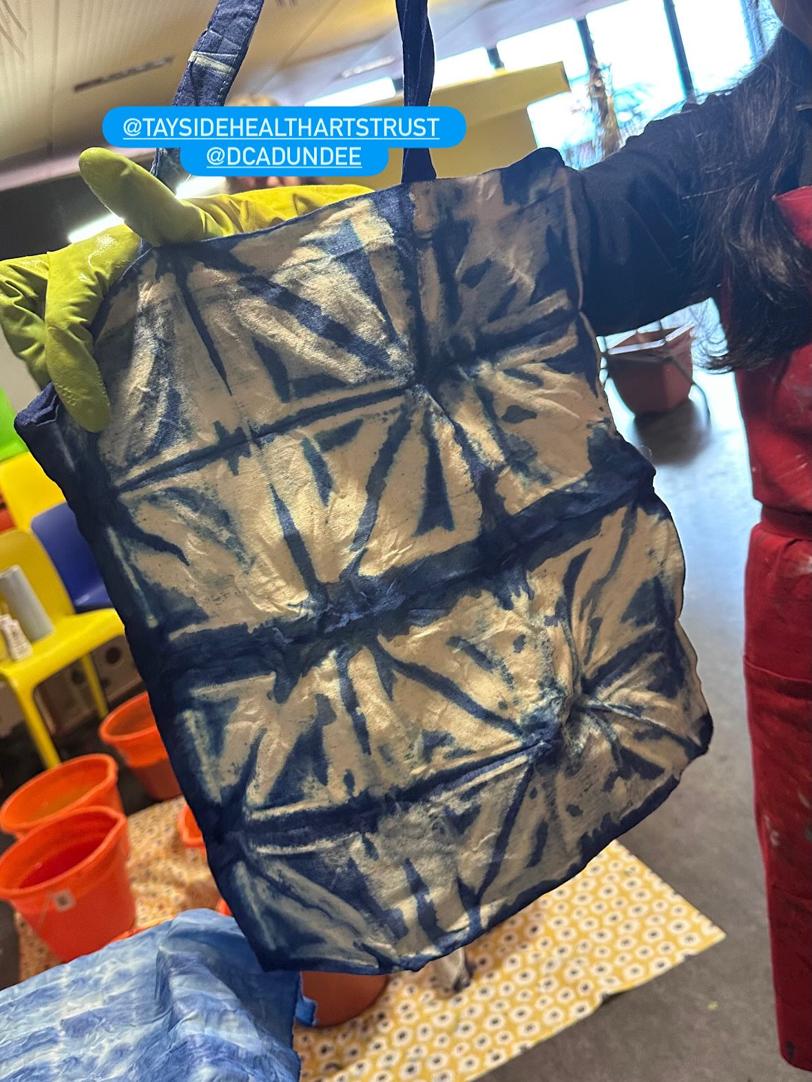 What a lovely two days delivering a SHIBORI tie dye workshop @dcadundee with @taysidehealthartstrust
I had a lovely small group of very keen students who had never done any type of fabric dying techniques and they had a brilliant time we used every scrap of fabric and created a huge selection of traditional indigo blue samples & scarves we even managed to add in some extra colour pops with neon yellow & tangerine orange 🍊
We also experimented with a variety of natural fabrics such as cotton wool & silk 😀
Phew !!
#shibori #textiles #tiedye #indigo #creativefun #traditionalcrafts #handmade #wellbeing #arttherapy #joyful #colourful #patterns #textures #freelancer #independantbusiness