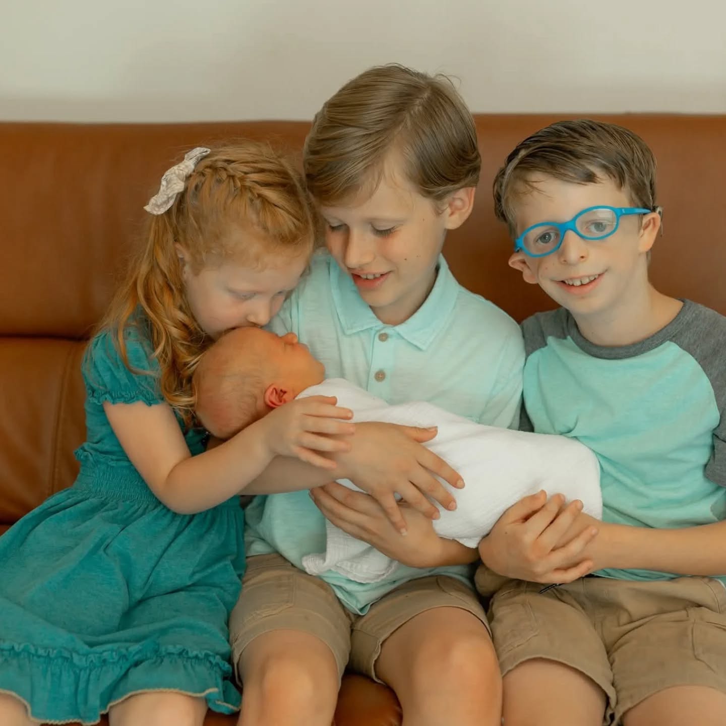 This lifestyle newborn session was extra special for me—photographing a dear friend, her husband, and their brand-new baby boy, surrounded by the sweetest big brothers and sister. 💙
I just adored the sleepy snuggles, the big sister that wanted to kiss baby brother any chance she could and the big brothers being so gentle and sweet with their new brother. It was truly a joy to see and photograph! These precious moments, with the kids at their current ages, often feel like they go by too fast and I'm truly honored to get to capture the time for this beautiful family!
.
.
.
#newbornsession #babybrother #partyofsix #kindredpath #babiesofinstagram #raisingfour #pensacolaphotographer #lifestylenewborn