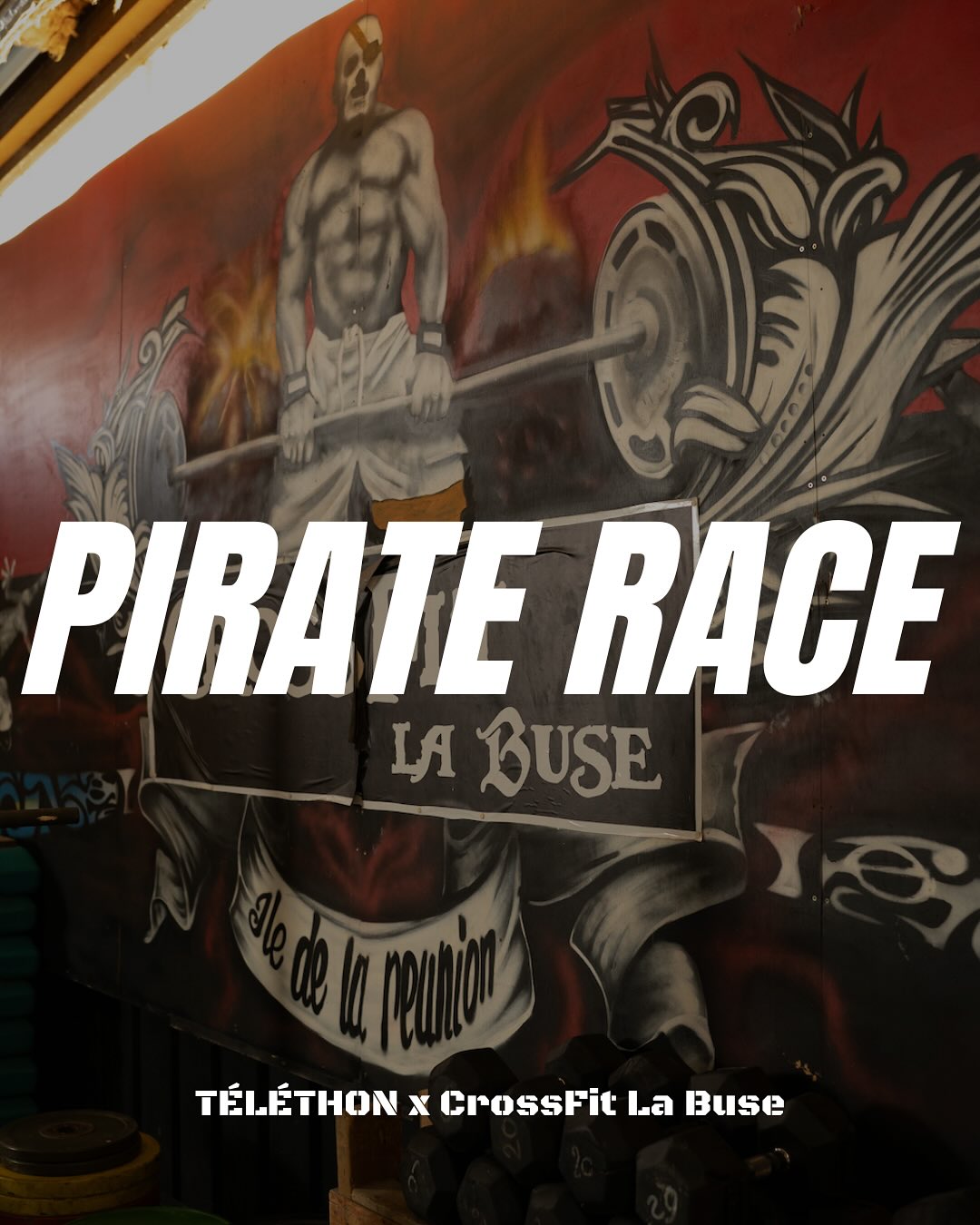 Troisième et dernier format du week-end Téléthon : PIRATE RACE ☠️🏴☠️
Tu fais du HYROX 💥 ? Tu as affronté l’Hybrid Challenge 974 🔥 ?
Alors il est temps de passer au niveau supérieur : ce format ne laisse aucune place aux excuses.
🏃♂️ En binôme, affrontez un format 100% hybride :
8 exercices, 8 km de run pour les RX, et 4 km pour les Scaled.
Et pour pimenter le tout… un exercice surprise vous attend le jour J 👀
⚠️ Votre heure de passage vous sera communiquée une semaine avant l’événement.
⏱️ Temps de course estimé : 1h30 max.
INSCRIVEZ-VOUS AVEC LE LIEN EN BIO ⬆️
🎟️ Tarif : 19 €/personne + 3€ frais de plateforme - une partie sera reversée au Téléthon, votre participation inclut donc directement votre don ❤️ Boisson, collation et café OFFERTS.