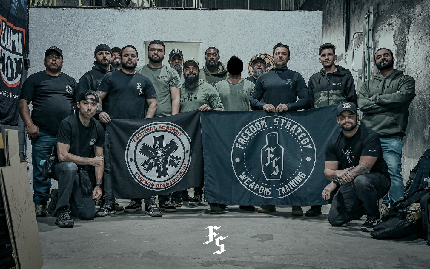 Mais um com os caras 🏴☠️
STAY HARD
Local
@tacticalacademy.cop
Parceiros Freedom
@mahrte
@teclubjundiai
@acaifrutabrasileiraoficial
@luminoxbrasil
@forflycases
@sfichips
@cadamuroarmor
@obscuresidegroup
#freedomstrategy #fs #stayhard