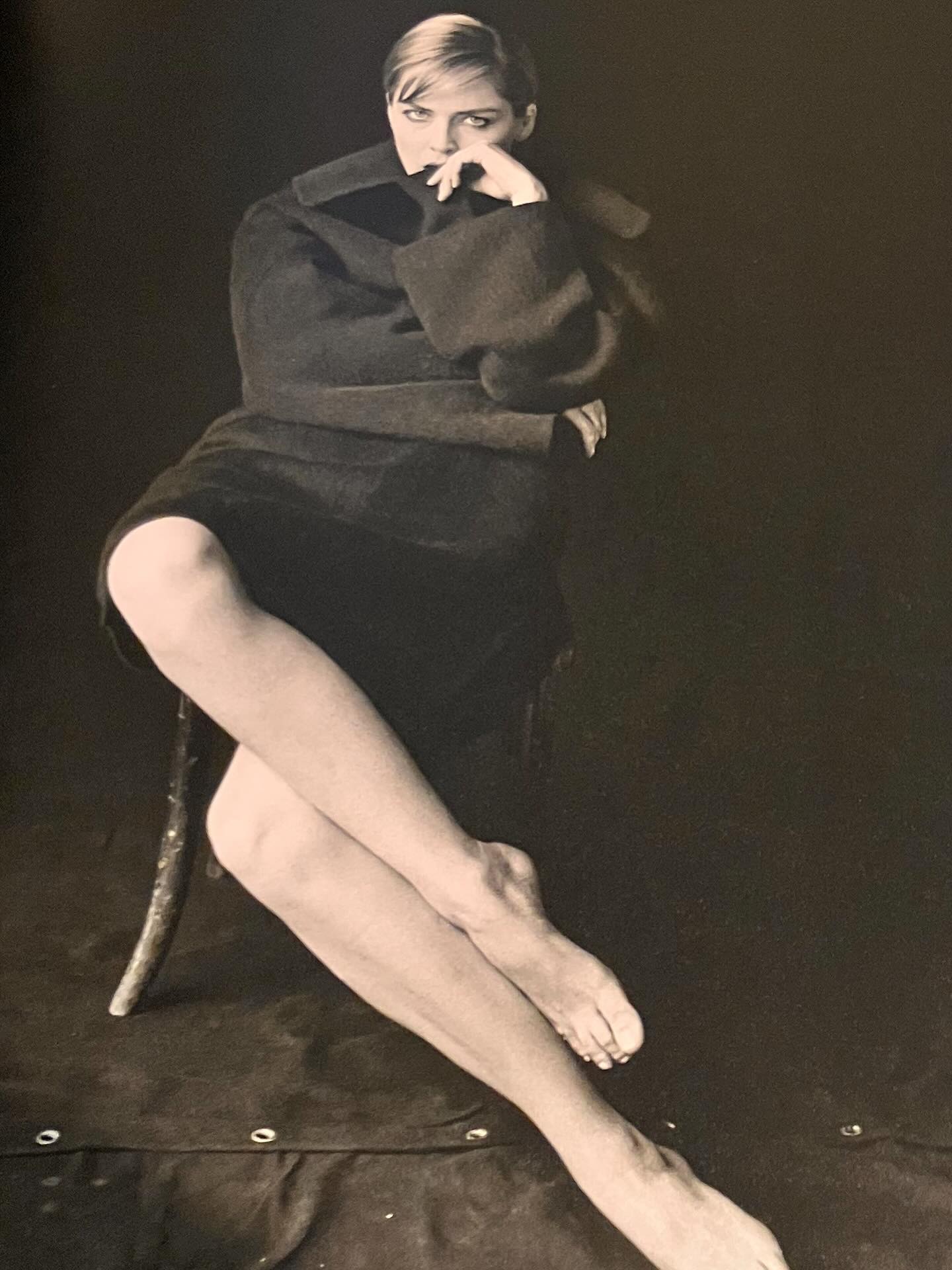 Sunday winter vibes #peterlindbergh #fashionphotography #artlover #sundayvibes