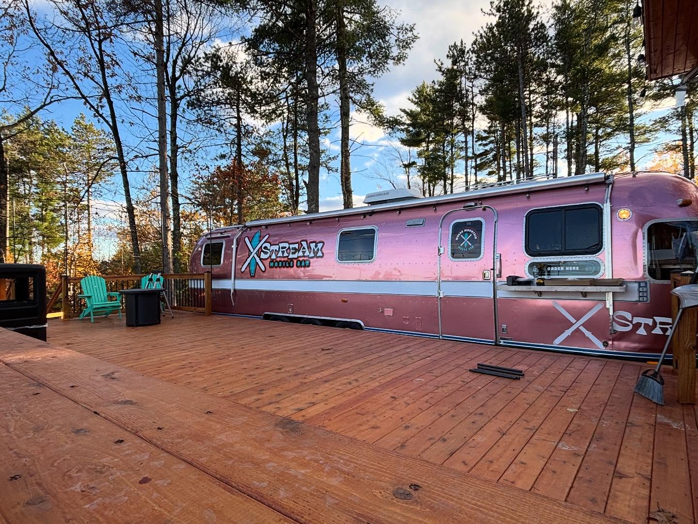 Introducing the Xstream Bar! Come join us this winter on the summit of @patspeakskiarea . There will be seating inside the airstream to escape the cold as well as a deck to enjoy your drinks and soak up the sun while taking in the gorgeous view! We can’t wait to see everyone on the slopes⛷️🍻