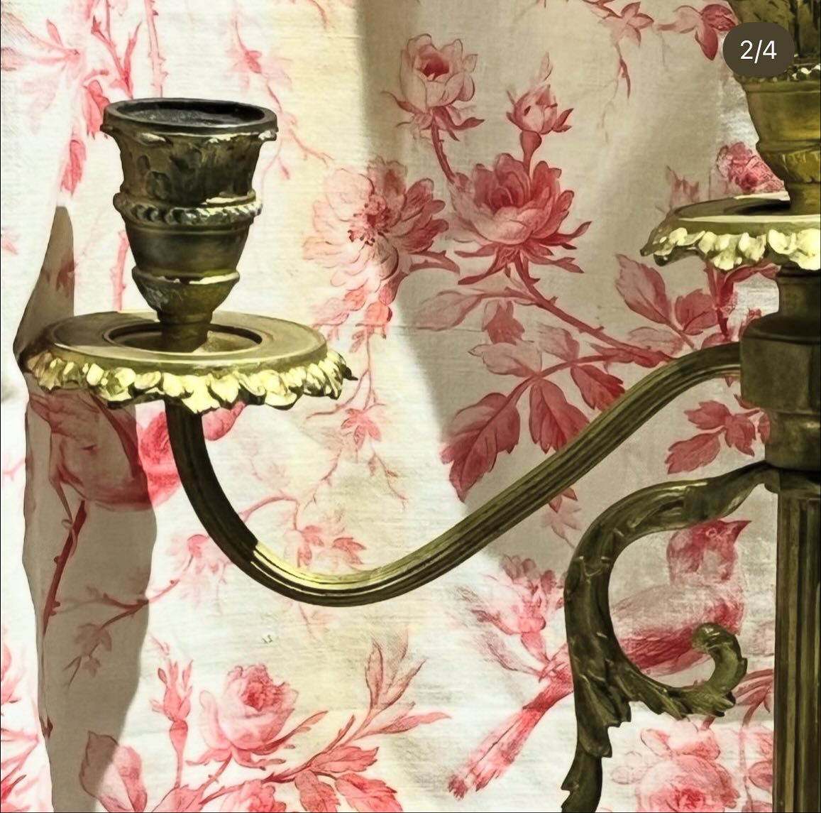 Introducing our Winter Brocante Exhibitors ✨
@wherethegoodstuffis ✨
Joining us with a treasure trove of pretty textiles, haberdashery, vintage jewellery & decorative antiques, we are delighted to welcome Estelle @wherethegoodstuffis back to the Winter Brocante ✨
Her beautiful stand with Karen @thefleetingcustodian will be brimming with covetable collections in the Jubilee Hall ✨
For more details about the Winter Brocante & advance tickets, please look at our website ✨
The Winter Brocante ✨
14 - 15th November ~ opens at 10am each day
Larmer Tree Gardens
Nr Salisbury
SP5 5PY
Artisans | Interiors | Lifestyle | Decorative Antiques | French Brocante | Vintage | Artisans | Foodies | Workshops
#thedorsetbrocante
#winterbrocante
#christmasshopping
#larmertree
#decorativeantiques
#vintagestyle