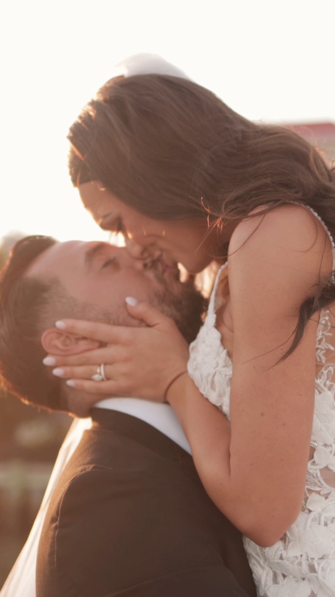 Reminiscing on a perfect fall wedding @mallardislandestate
@embodybydina and @robpizzolla shared heartfelt personal vows during their first look and even included their pup for some photos. Such a beautiful and fun day from start to finish. 💍🐾
Vendor Team
@magdalenastudios_kelee
@getdownentertainment
@mdsfloral
@beautymarkedbymelissa
@bridesbysette
@mallardislandestate
#MallardIslandYachtClub #NJWeddingVideographer #FallWedding #WeddingVows #FirstLook #DogAtWedding #WeddingVideo #NJWedding #MallardIslandWedding #DeliaStudios