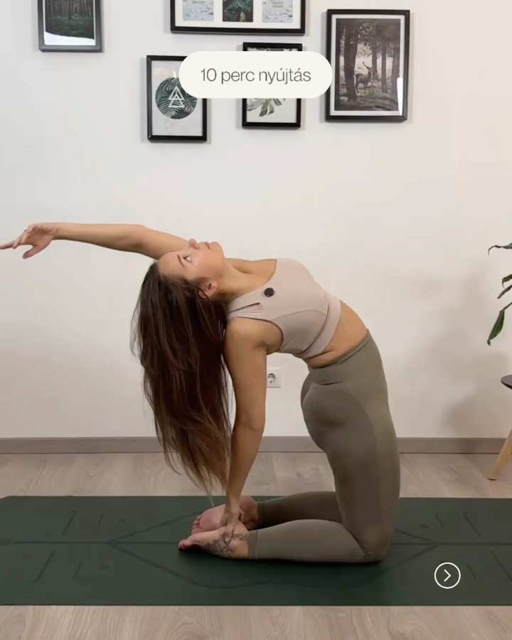 Ezek a kedvenc nyújtó gyakorlataim 💚
Megnyitja a vállakat, a csípőt, és megnyújtja a gerincet. Ha már napi 10 percet szánsz ma a testedre, azzal rengeteget tettél magadért! A lényeg a következetesség!
Ne csak képeken nézd – érezd is a hatásukat!
Csatlakozz a Yoga&Wellness Clubhoz,
és végezd ezeket a nyújtásokat vezetett videós gyakorlásban, velem együtt.