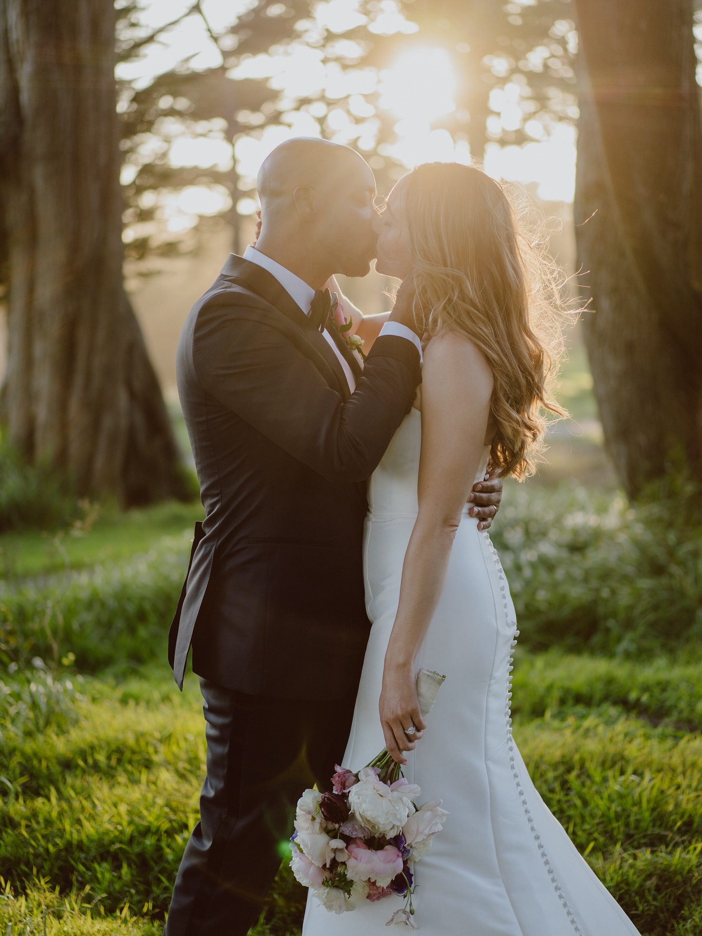 As the 2025 wedding season comes to a close, the time to book your 2026 wedding is now!
Email us at kcrapps@presidiogolf.com for more information! We cannot wait to be a small part of your big day!
•
•
•
#sanfranciscowedding #weddingvenue #weddingday #wedding #presidiogolfcourse #presidio #bestdayever #2026wedding