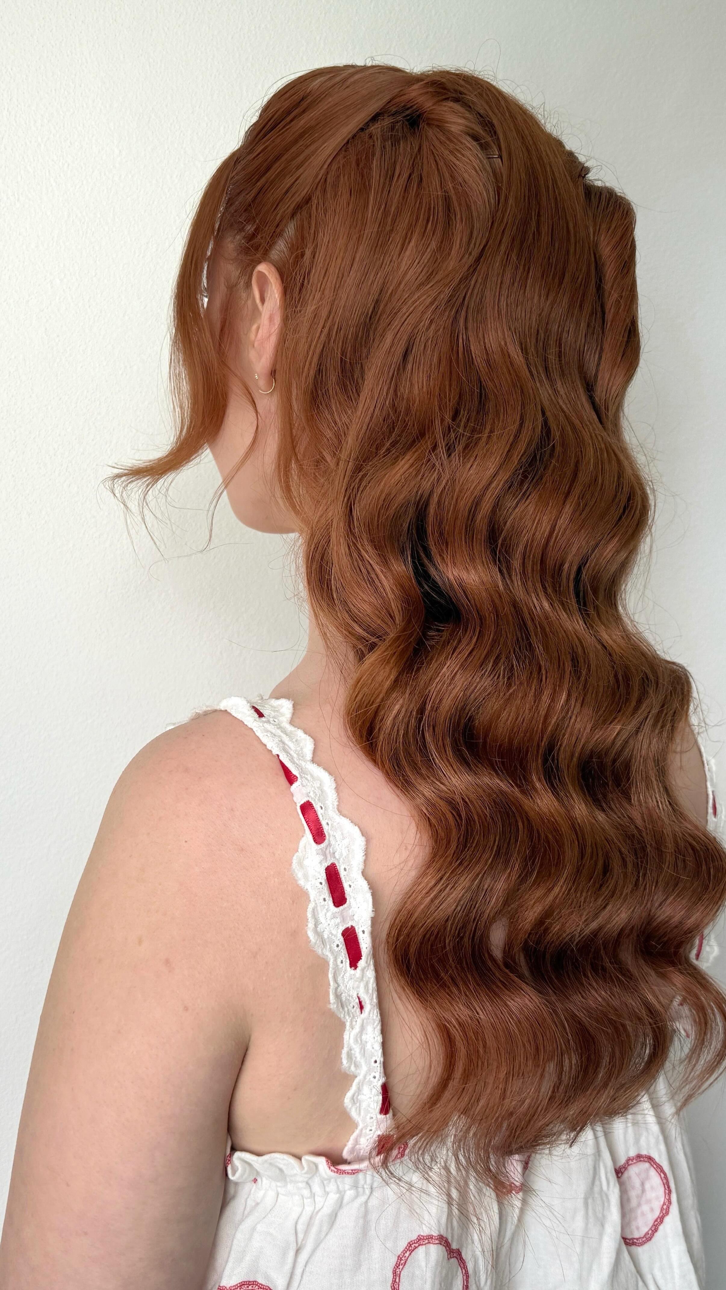 Yesterday for RHIANNON by @bridalglowco CHRISTINE 🔥
.
.
.
Creating timeless, glowing bridal beauty across the Southern Highlands, South Coast and Sydney.
Our professional hair and makeup artists specialise in natural, modern looks that photograph beautifully and last all day.
✨ For brides who want to feel like themselves, just the most radiant version.