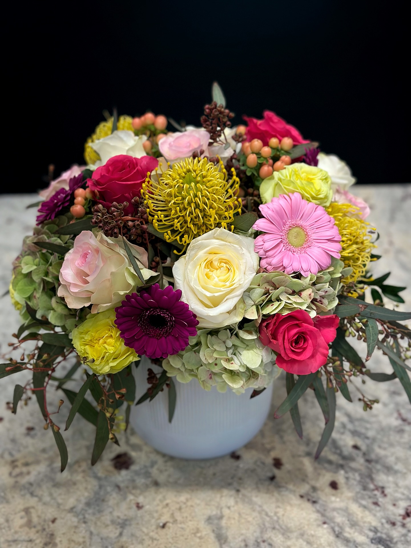 A bouquet that speaks louder than words π«π Say βI careβ with flowers from Royal Flowers β where every arrangement is made with love. β€οΈ
#royalflowersnj #LoveInBloom #FloristDesign #GiftOfNature #FlowersForYou #medfordnj #medfordlakes #voorhees #marlton #cherryhill