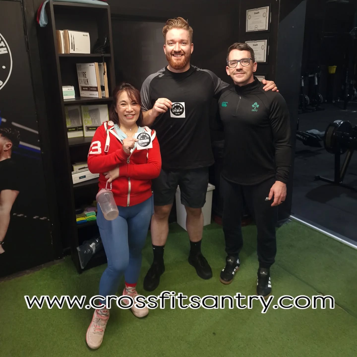 🧗♀️ FIRST ROPE CLIMBS 🧗♀️
Way to go Ronan & Judy unlocking a new skill in today's lunchtime class!
We love how our members show up, chip away at the technique involved in new skills and finally see those results pay off on days like this 👏
On to the next challenge for these guys 🫡
Will you be joining her ?
__________________________________
Want to get involved in Dublins best CrossFit classes?
Come take a FREE Trial with us this week💪
🔗link in bio to book
📍🏡 Unit 9C, Santry Hall Industrial Estate, D09 X63C
#crossfitclasses #crossfitcoach #TheTribe #thecoachinggym #ropeclimb