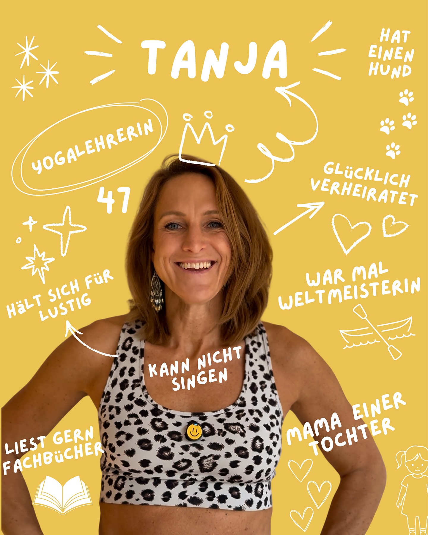 👋🏻Hallo, ich bin Tanja 🧘🏼♀️und ich finde es wirklich an der Zeit, dass ich mich hier vorstelle und nicht nur das wunderschöne Studio zeige.
Was gibt es über mich so erzählen? Ich kann so gar nicht singen und habe den Kopf ständig voller krativer Ideen. Meine Yogis sagen, ich habe eine mitreißende Fröhlichkeit und könne Menschen super gut motivieren.
Beste Voraussetzungen also für mein Leben als Yogalehrerin und Studioinhaberin des wunderschönen Soulspace Yogastudios im Herzen von Wetter Ruhr.
Ich bin 47 Jahre alt (1978 geboren), glücklich verheiratet, Mama einer zauberhaften Tochter und unser Hund Mika macht uns als Familie komplett.
Meine Arbeit als Yogalehrerin erfüllt mich von ganzem Herzen und ich freue mich jedes Mal zu unterrichten und gemeinsam mit meinen Yoginis und Yogis weiter zu wachsen.
Ich war Welt- und Europameisterin im Kanusport und hab viele Jahre als Übersetzerin für weltbekannte Unternehmen gearbeitet, hatte also auch mal einen ‚Schreibtischjob’ - aber irgendwann war es Zeit meine Begeisterung für Yoga und meine Freude an Bewegung und am Leben mit anderen zu teilen, woraufhin ich Yogalehrerin geworden bin.
Ich liebe spannende Fachbücher und empfinde unseren Körper als absolutes Wunderwerk. Und damit ich dieses Wunderwerk besser verstehen kann, habe ich über 1000 Stunden an Aus- und Fortbildungen genossen.
Meine persönliche Leidenschaft sind kreative Flows, die ich auch im Soulspace mehrmals pro Woche unterrichte - neben vielen weiteren wunderbaren Stunden für alle Level.
In meinen Yogastunden teile ich neben Bewegung, Dehnung und Kräftigung auch ganz alltagstaugliche Tipps für mehr Zufriedenheit und Entspannung im Alltag.
Und falls du jetzt Lust auf Yoga bekommen hast oder mich kennenlernen möchtest, schau gerne im Studio vorbei – entweder für eine Yogastunde oder für ein nettes Gespräch. Die Studiozeiten findest du auf der Website.
Möchtest du noch etwas über mich wissen? Dann stell mir deine Frage gern in den Kommentaren.
Deine Tanja 🧘🏼♀️
von Ich liebe Yoga ❤️
#ichliebeyoga #yogaliebe #soulspace #yogastudio #wetterruhr #bewegungmachtglücklich #soulspace