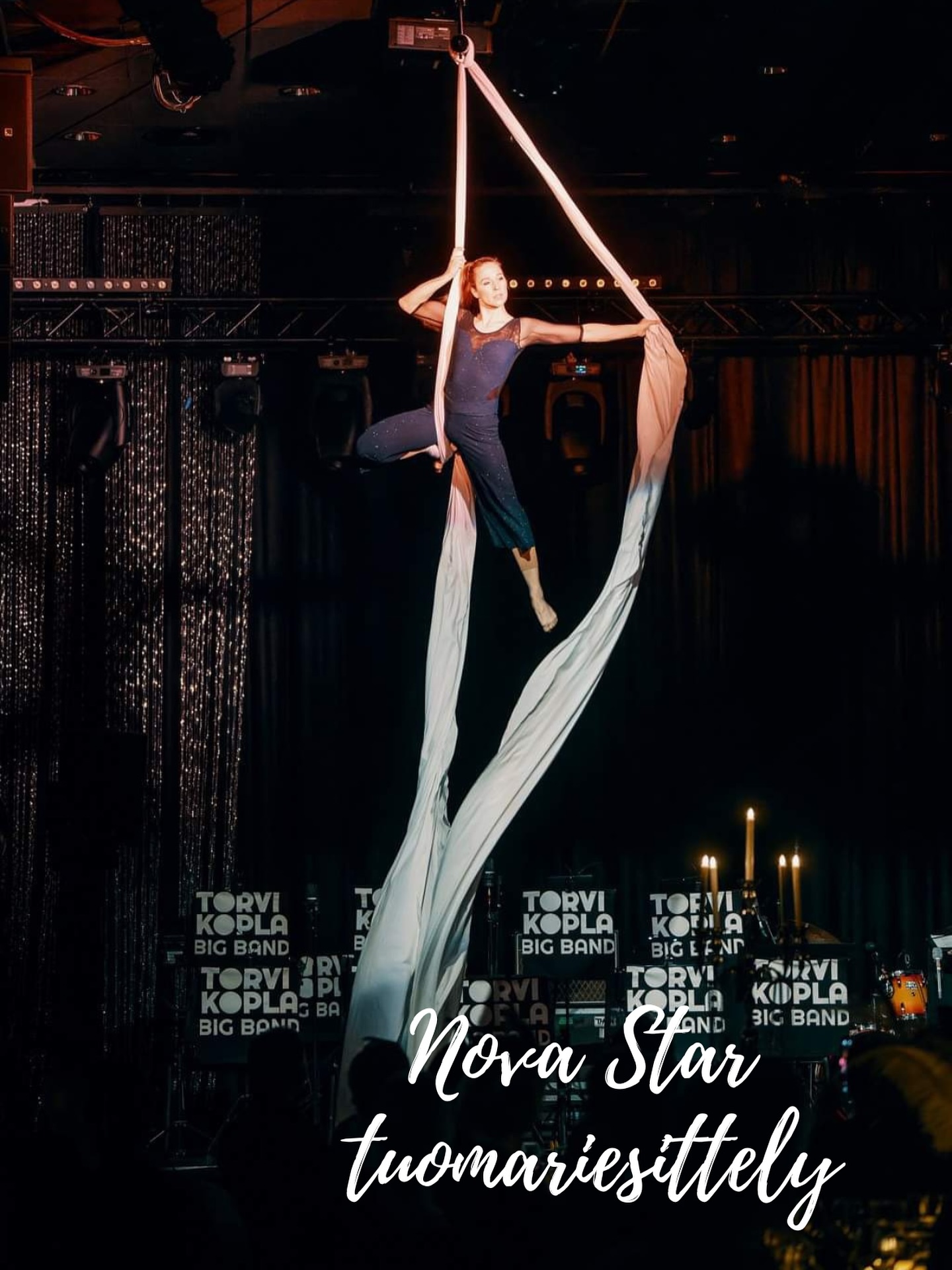 Viimeisenä Nova Star esittelyvuorossa sirkusartisti ja -opettaja Pinja Schönberg 🤩
Olen sirkusartisti, Pinja Schönberg.
Tutustuin ilma-akrobatiaan nuorisosirkuskoulussa, Suvelan Sirkuksessa ja ensimmäinen ilma-akrobatia esiintymiseni oli triplatrapetsilla vuonna -95.
Suvelan sirkuksesta matka jatkui Lahden Käsi-ja Taideteollisen Oppilaitoksen sirkuslinjan kautta Tukholmaan ja valmistuin Sirkusartistiksi Cirkus Cirkörin, Cirkuspiloterna koulusta vuonna 2003.
Päälajinani vertikaaliköysi.
Olen esittänyt ja opettanut ilma-akrobatiaa Suomessa ja ulkomailla yli kahdenkymmenen vuoden ajan.
Ilma-akrobatia näyttää aina erilaiselta, riippuen siitä kuka sitä tekee ja miten oman persoonansa tuo esille.
#novastarkilpailu #malmitalo #esittely
