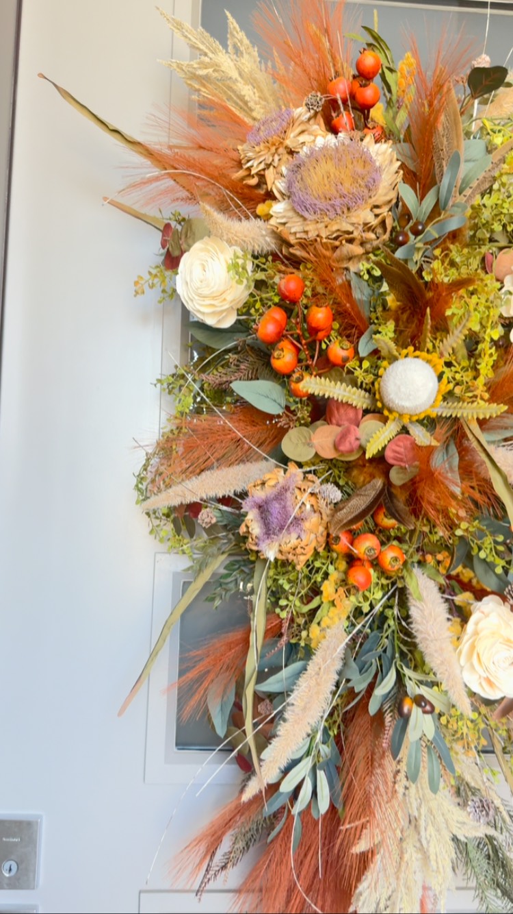 🍂Get your perfect fall decor here!🍂 #flowers #falldecor #fall #foliage