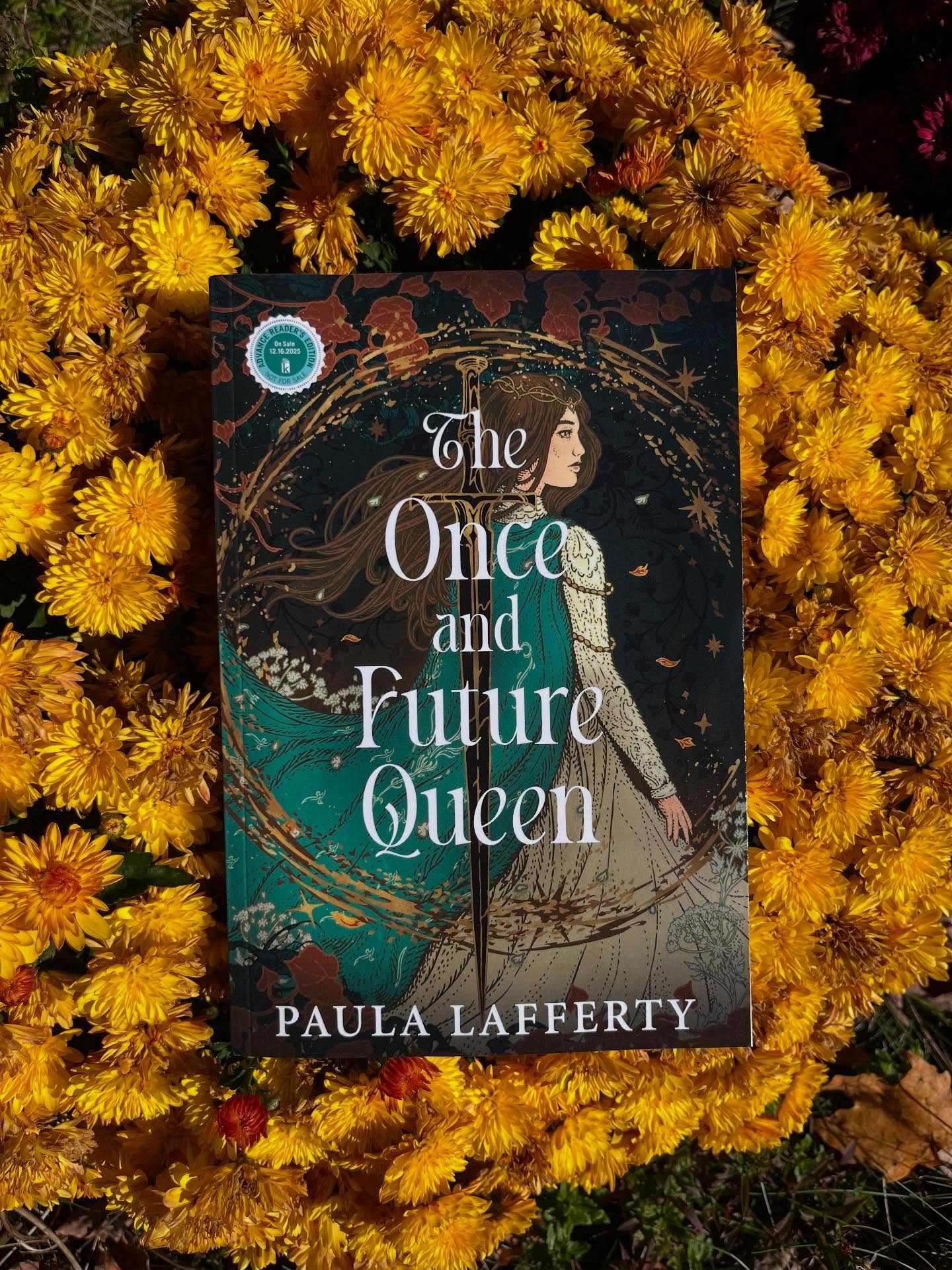 Book mail! So happy I took a pic of this before my mums were buried in 6” of snow!
THE ONCE AND FUTURE QUEEN is an Arthurian retelling that is a mix of Outlander (time travel romance) meets Princess Bride (playful funny moments). There’s a strong yet flawed female protagonist, heartwarming friendships, slow burn romance, and queer representation. It’s book one in The Lives of Guinevere series.
The story of this author and the book’s publication journey is just as compelling as the story itself. It was originally indie published, funded through a record-breaking Kickstarter campaign. Last January I listened to the audiobook (narrated by the queen Julia Whelan via @myaudiobrary) and it’s since been picked up by Kensington Books and will release Dec 16th with a deluxe hardcover special edition! (Gorgeous stenciled edges, foil-stamped hardcover, illustrated endpapers, and limited edition bracelets handmade by Paula!!)
It’s an author’s Cinderella story and I’m so excited to be a cheerleader for Paula! Let’s get this book on the bestseller list!
Thank you to @KensingtonBooks @btc_books @paulalafferty for the gifted copy!
#PaulaLaffertyQueensCourt #OnceAndFutureQueenBook #LivesofGuinevereSeries #PaulaLafferty
