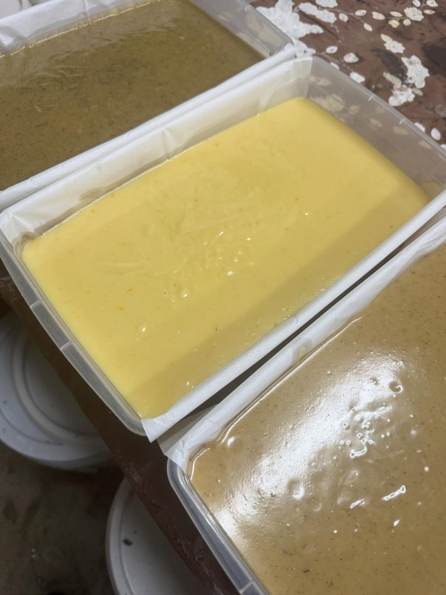 This only for the oatmeal trio. Why dont I make more? Because its all i want to make ✨Keep it happy ...
Lavender Vetiver
Citrus & its Leaves, patchouli & cedarwood
Geranium Tea Trea