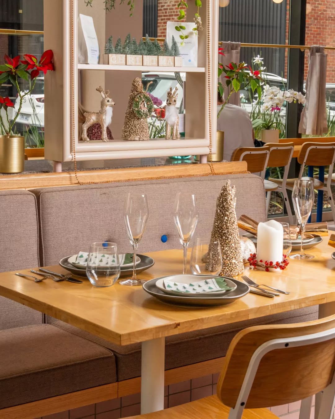 It might only be November, but something festive is just about ready at Silvs!
Think three courses, summer flavours, and a Christmas menu made for long lunches and warm evenings.
Full details are coming soon🎄