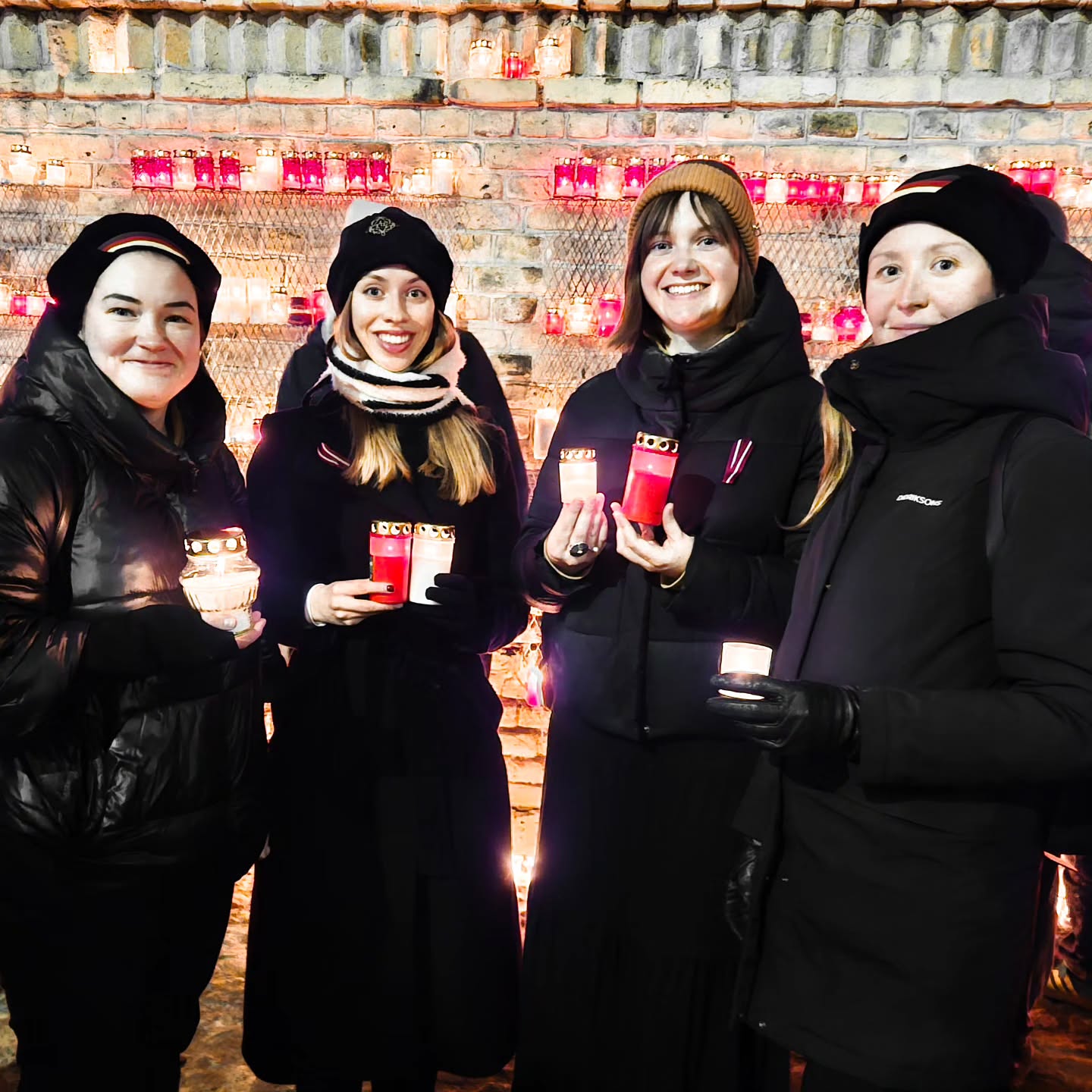 Pateicamies par brīvu Latviju! ❤️🤍❤️