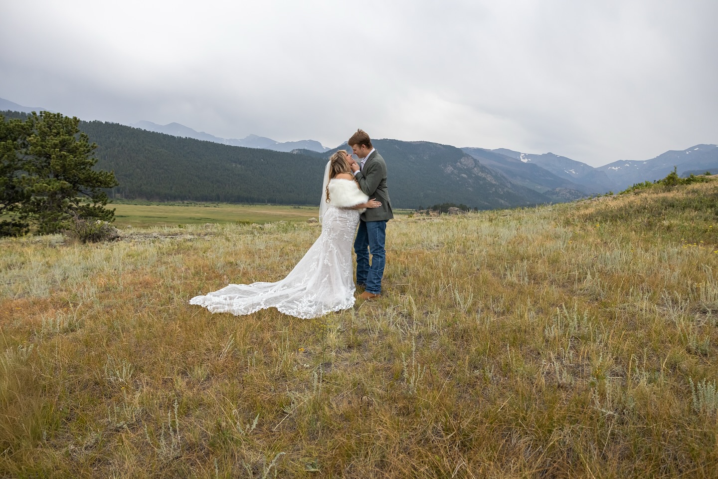 Still on mountain time 🤍